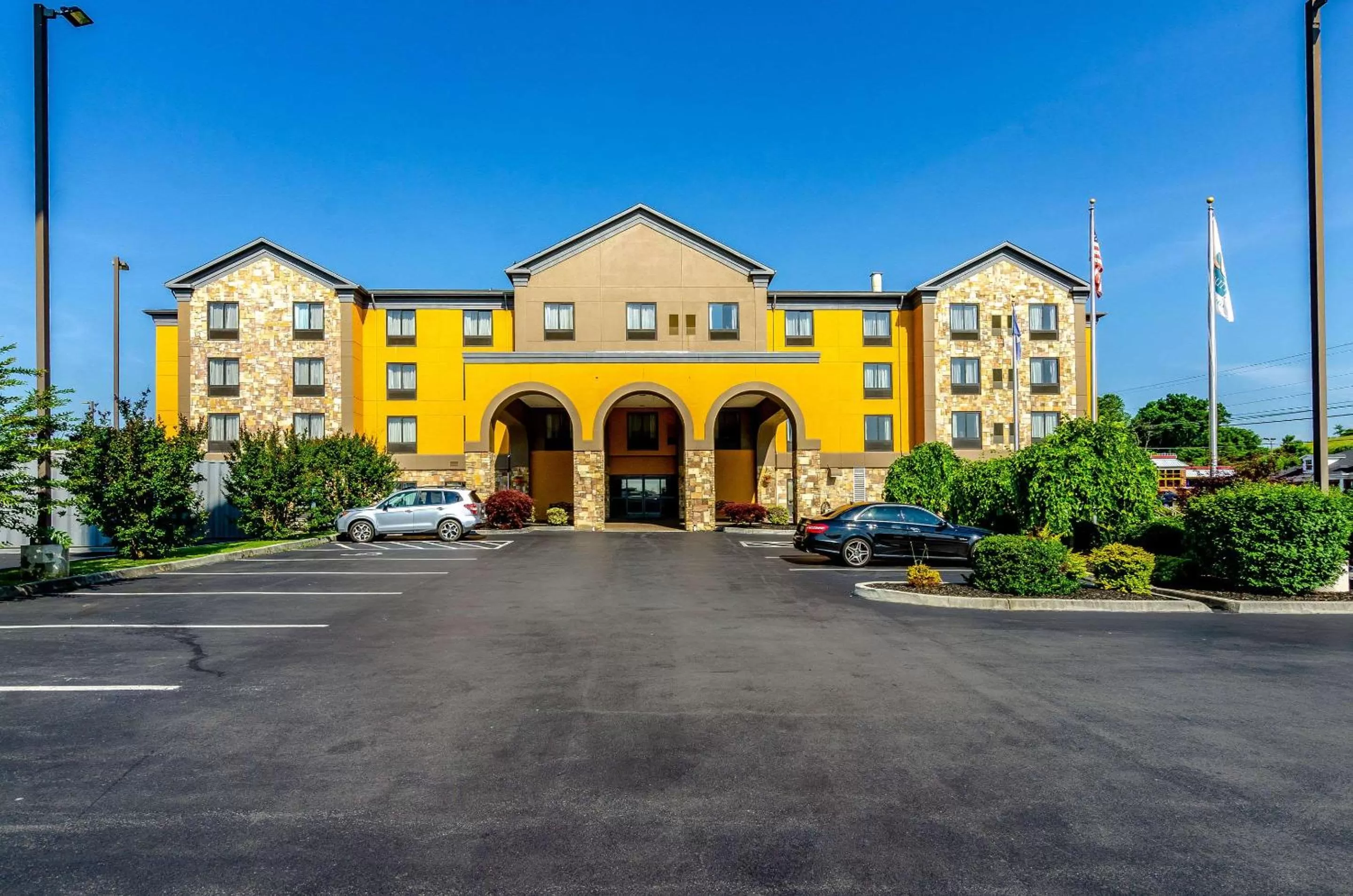 Property building in Quality Inn & Suites Abingdon