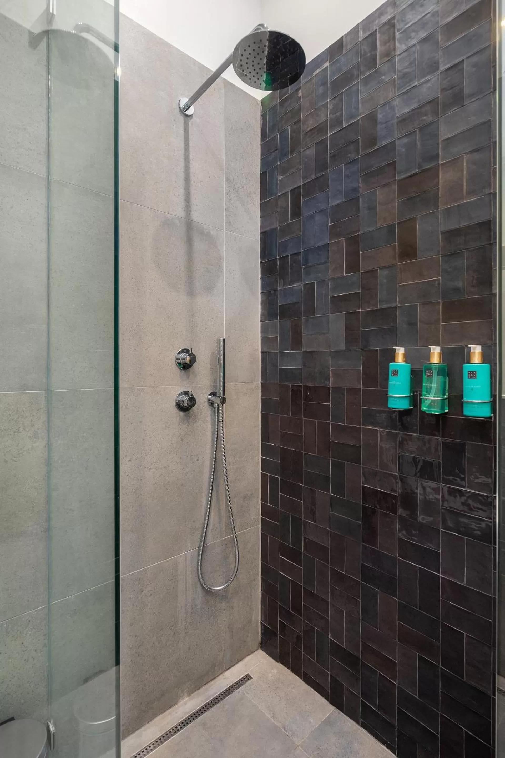 Bathroom in Canto De Luz - Luxury Maison