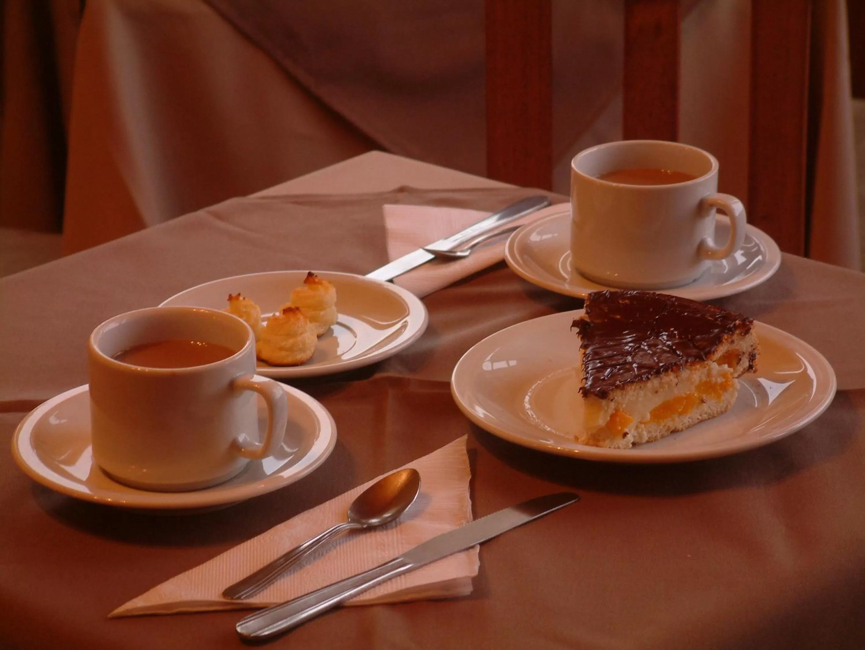 Buffet breakfast in Hosteria Vientos Del Sur