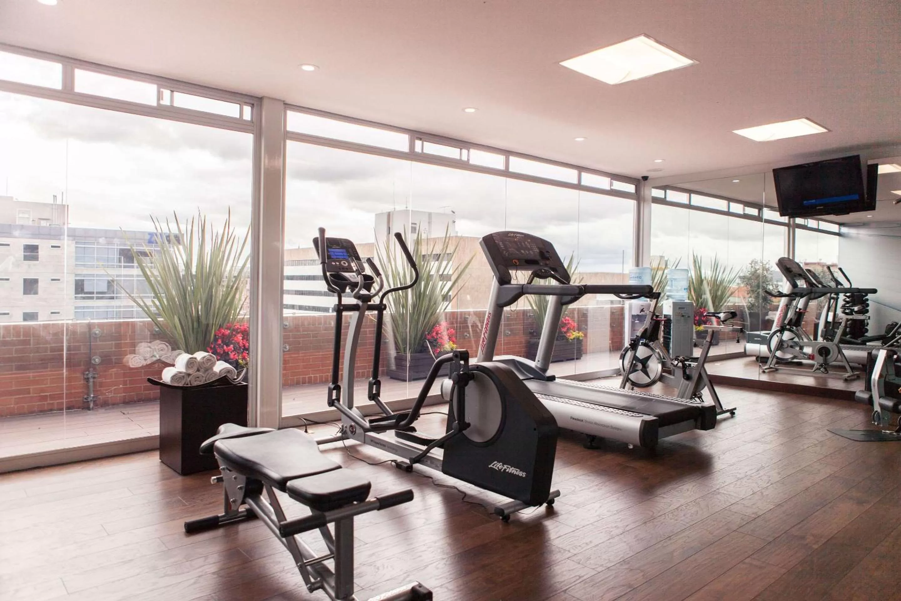 Fitness centre/facilities in Best Western Plus 93 Park Hotel