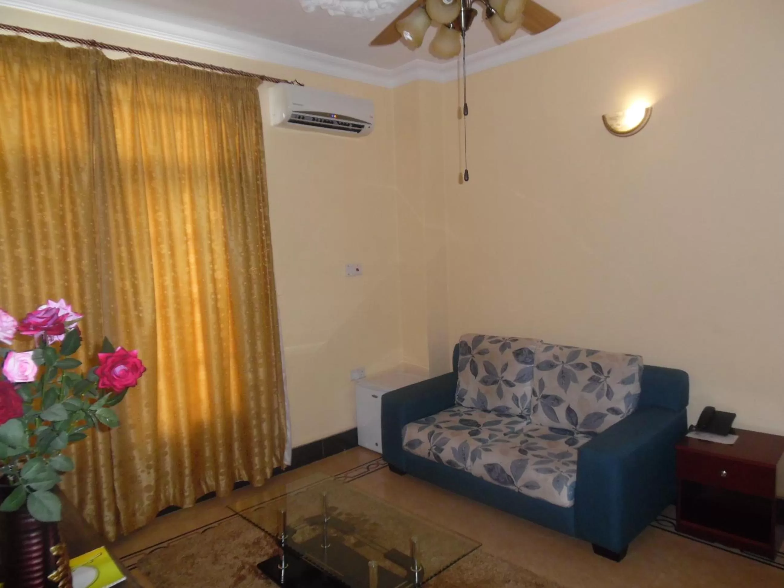 Property building in Lantana Hotel