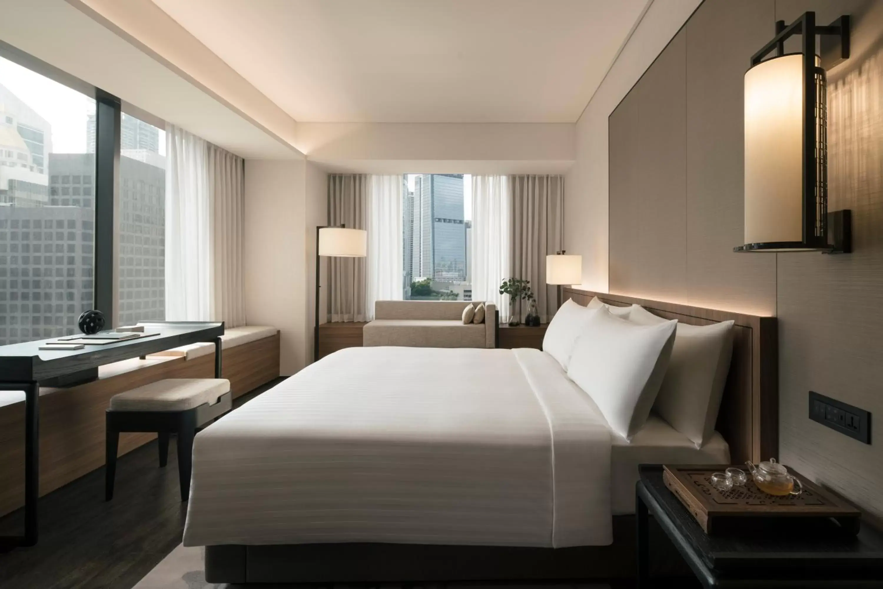 Premier Double Room in The Clan Hotel Singapore by Far East Hospitality Premier Double Room in The Clan Hotel Singapore by Far East Hospitality