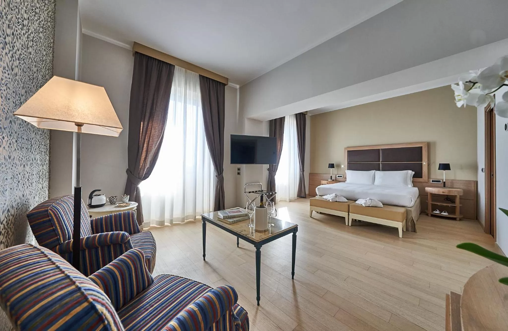 Photo of the whole room, Bed in Hotel Astoria