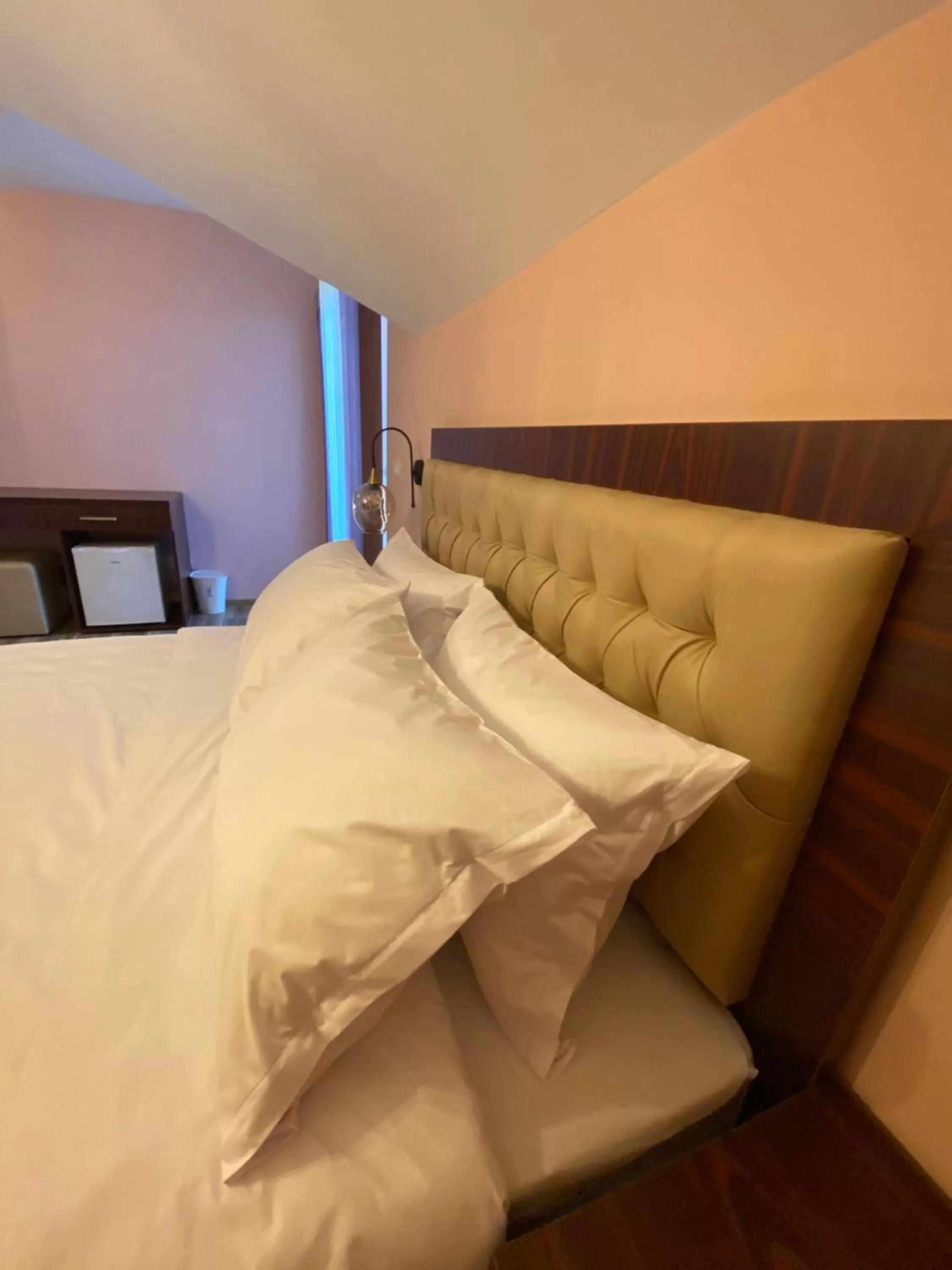 Bed in Hotel Kolonja's