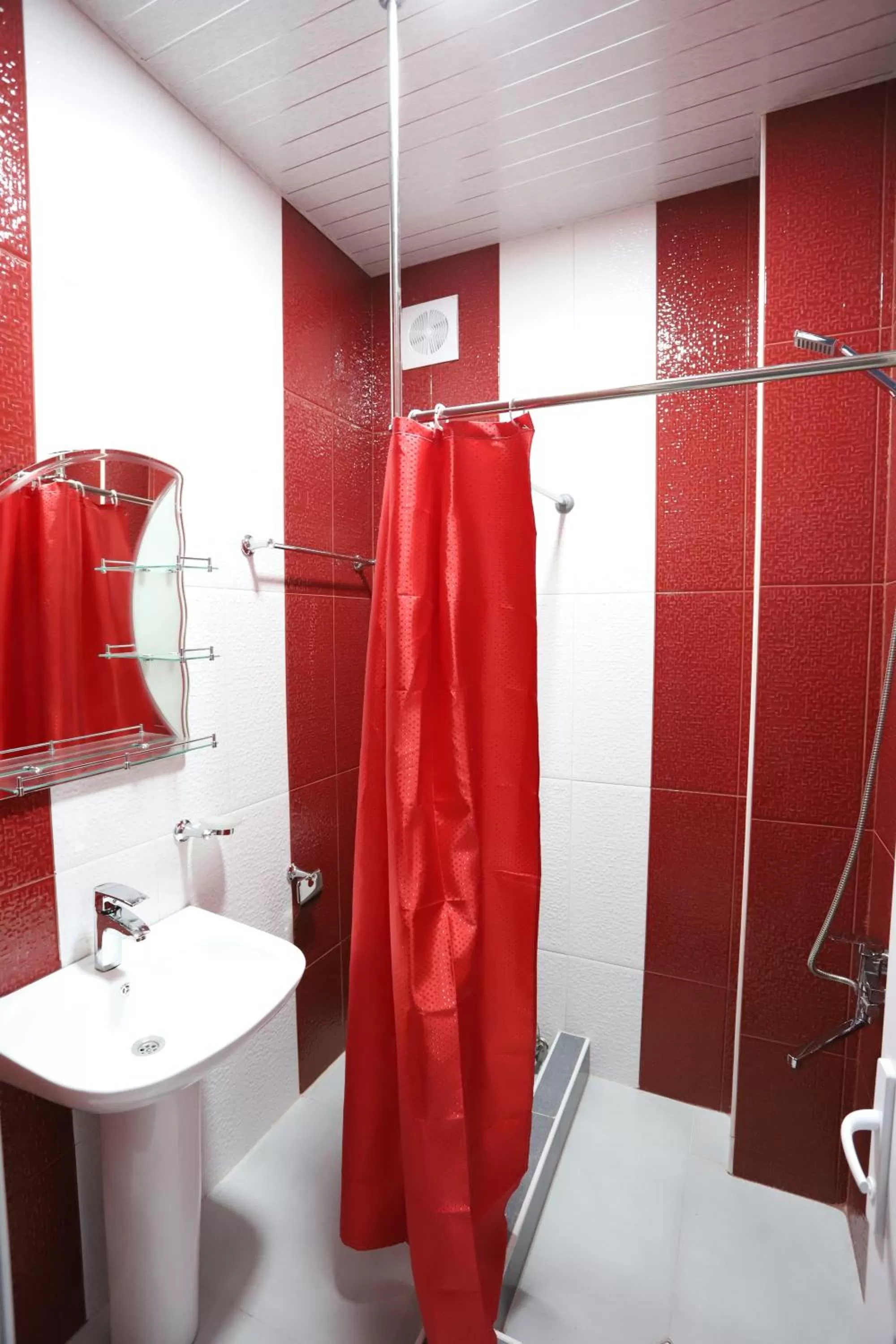 Toilet, Bathroom in Hotel Hollywood