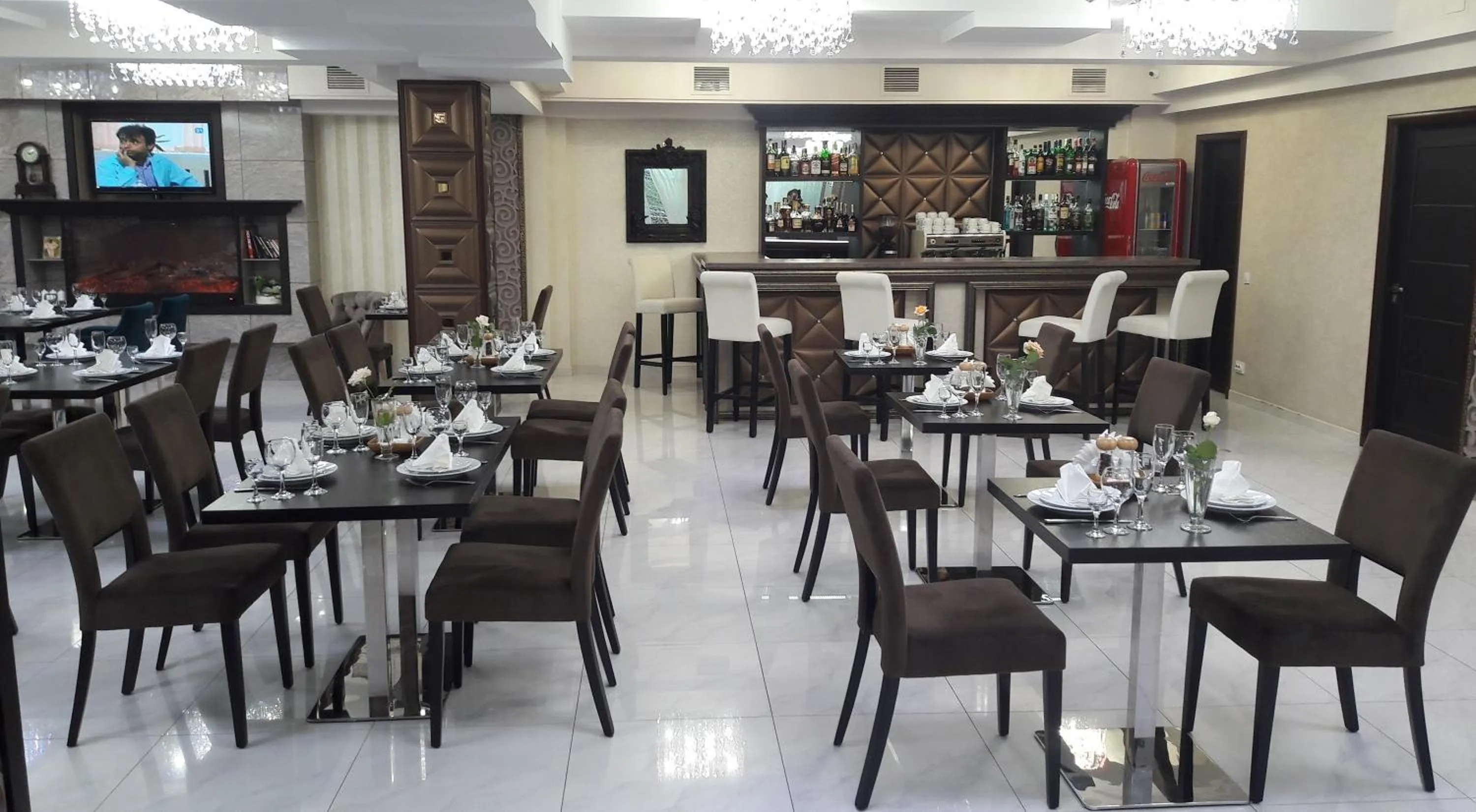 Restaurant/places to eat in Aria Hotel Chisinau