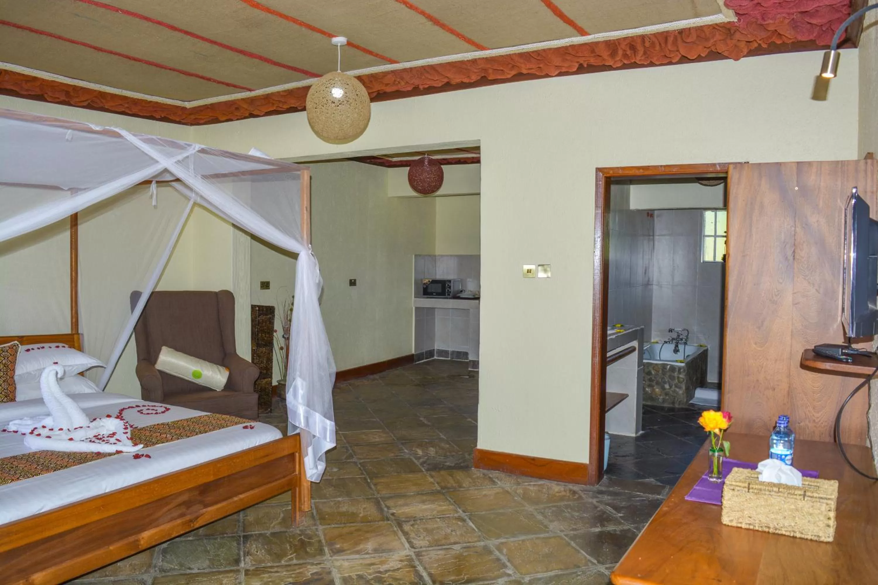 Photo of the whole room in Mwanzo Lodge