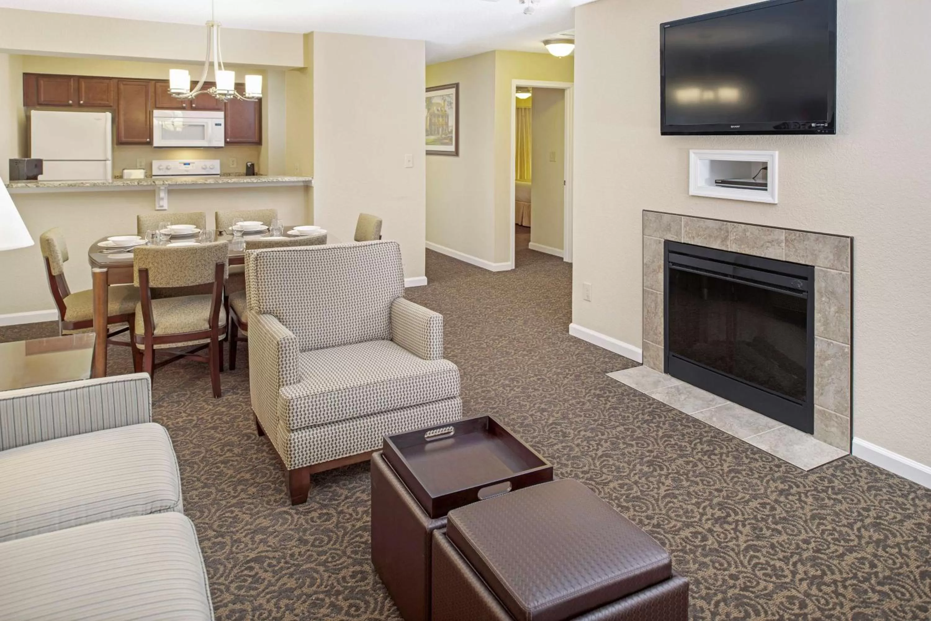 Living room in Hilton Vacation Club The Historic Powhatan Williamsburg