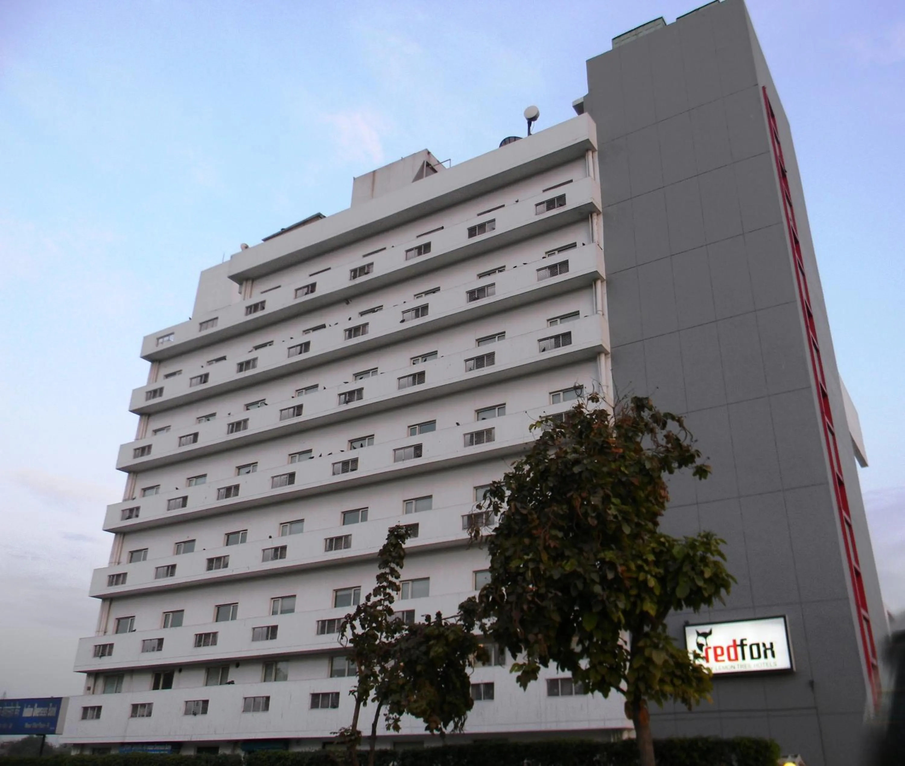 Facade/entrance in Red Fox by Lemon Tree Hotels, East Delhi