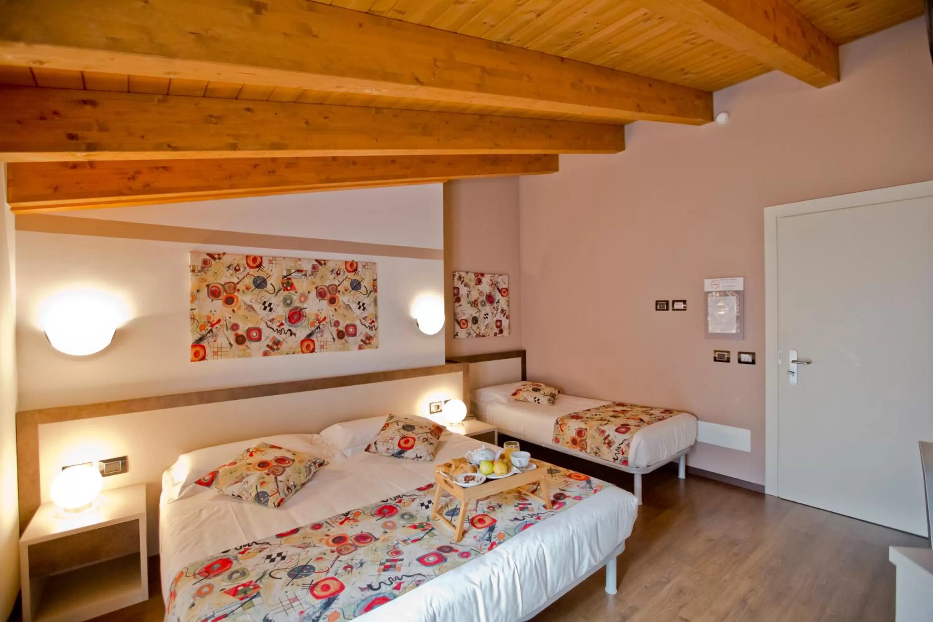 Bedroom, Bed in Hotel Lago di Como