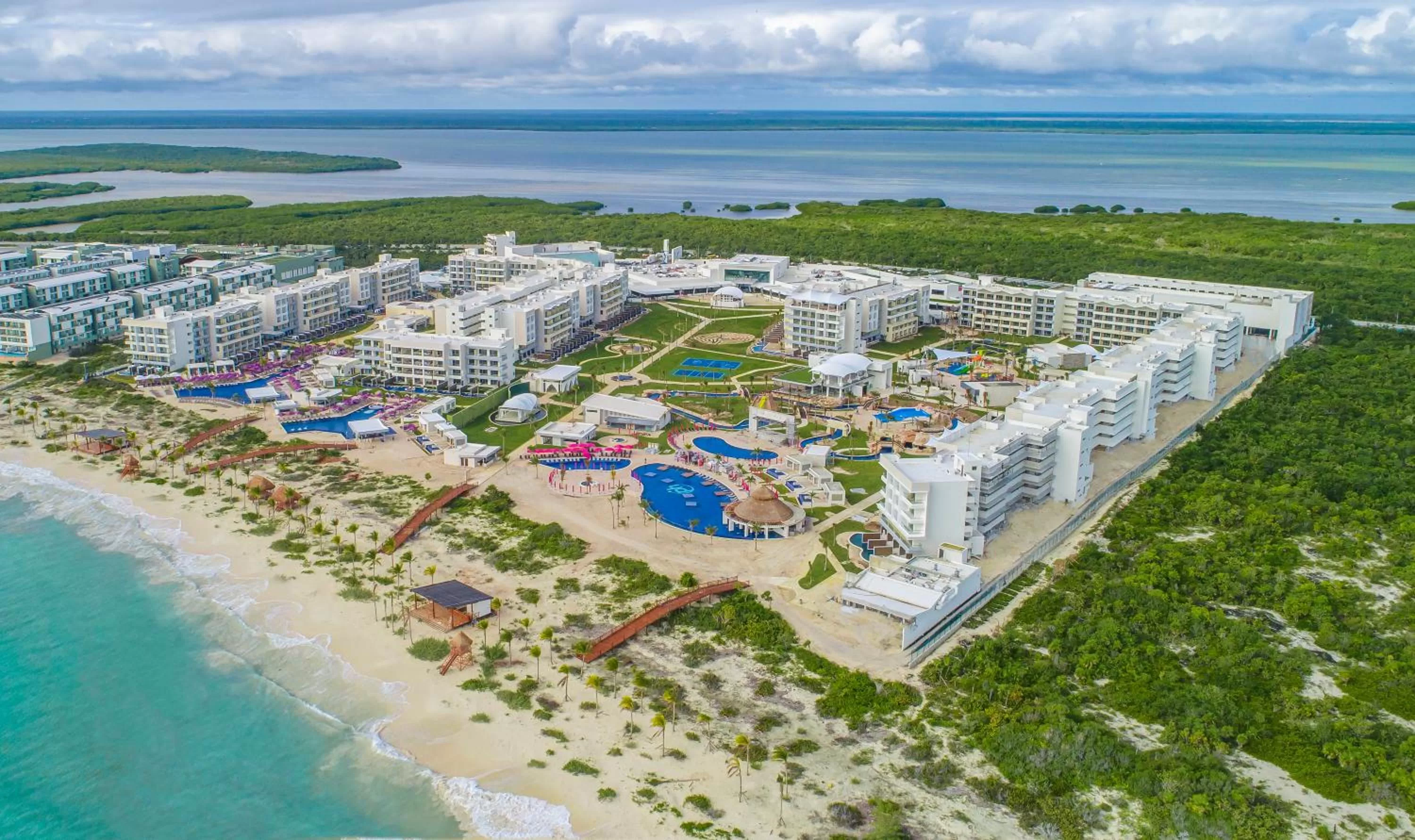 Bird's eye view in Planet Hollywood Cancun by Royalton, An Autograph Collection All-Inclusive Resort