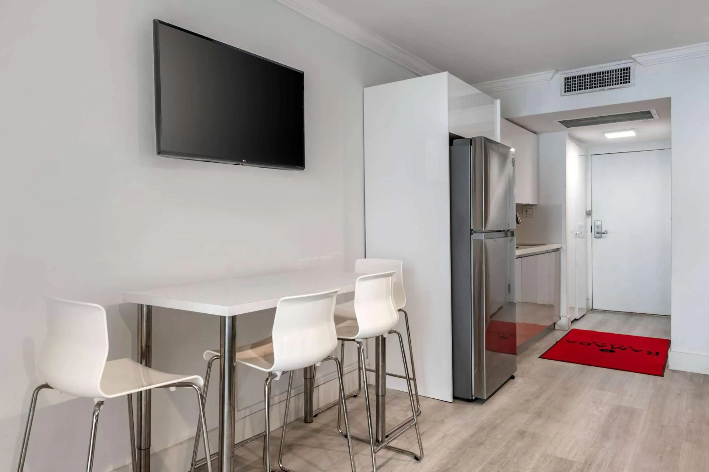 Photo of the whole room in Ramada Plaza by Wyndham Marco Polo Beach Resort