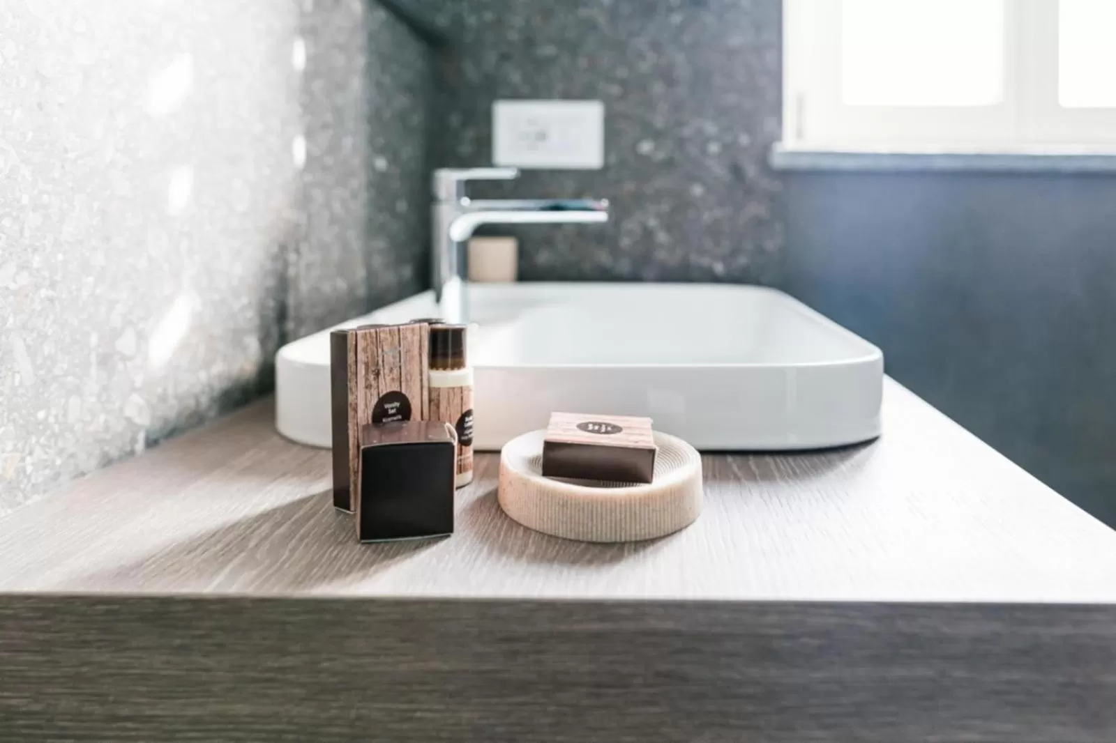 Bathroom in La Tenuta di Santo Stefano Agri Resort & Spa