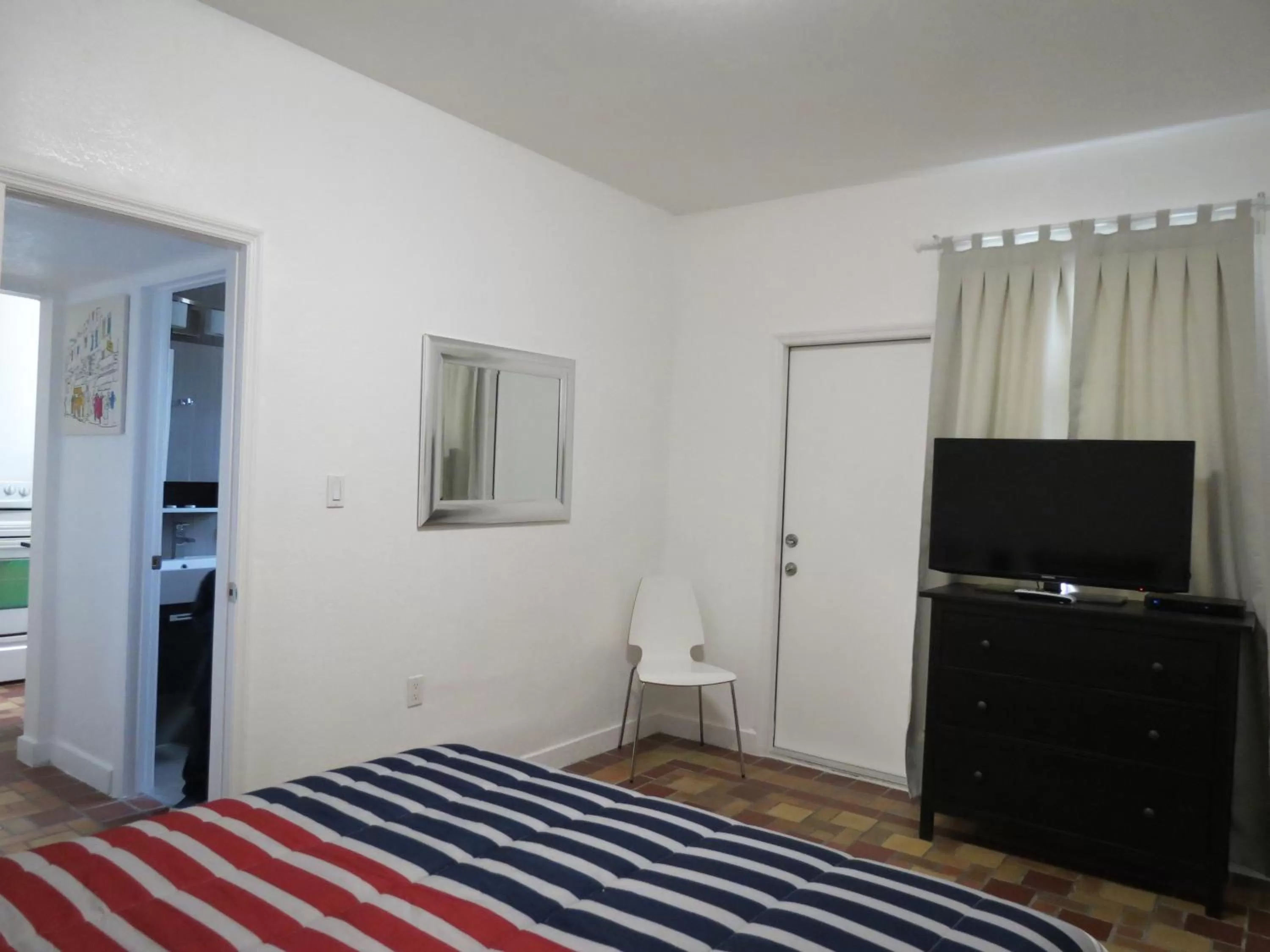 Bed in Harding Boutique Apartments