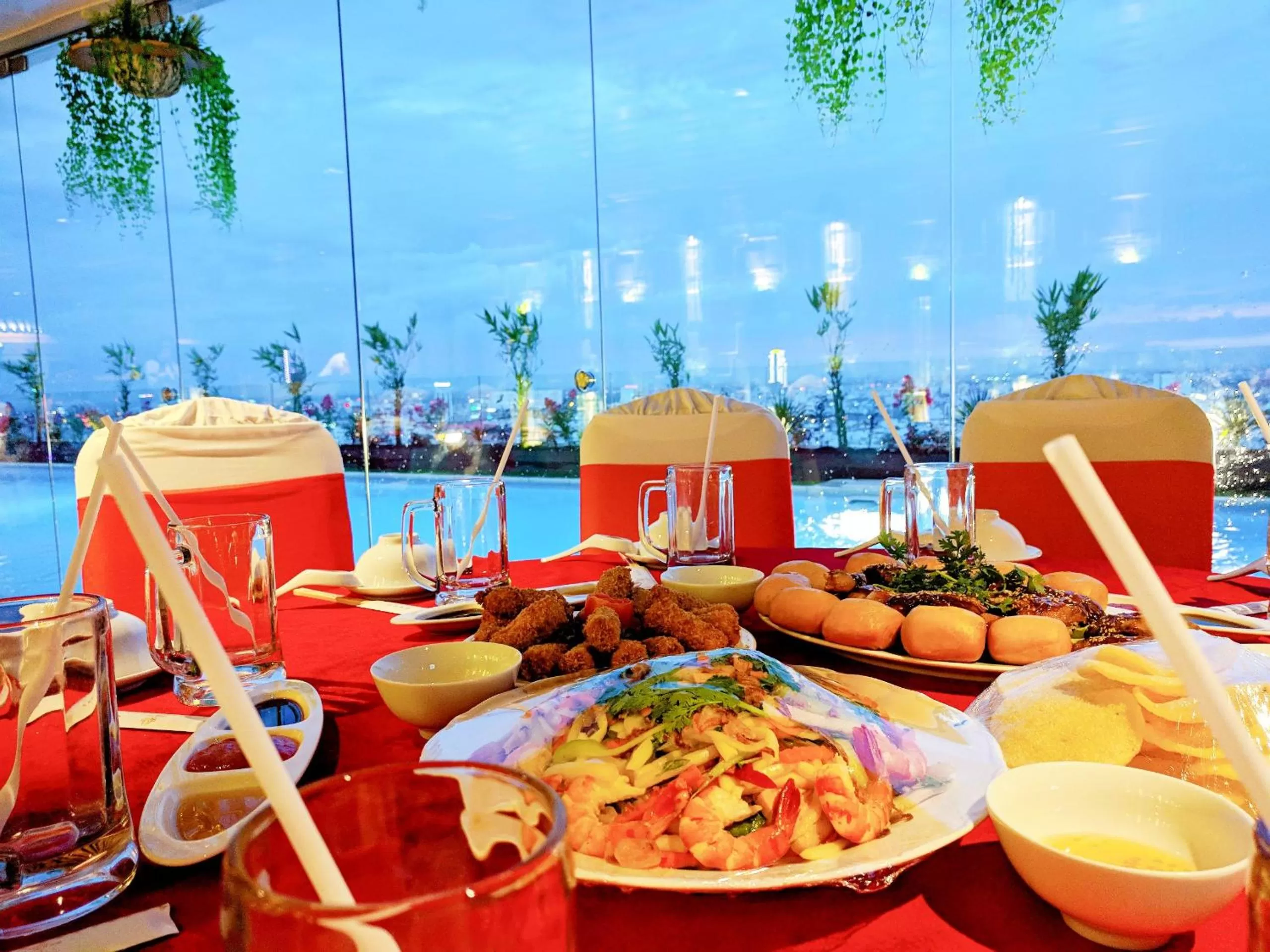 Holiday One Can Tho Hotel