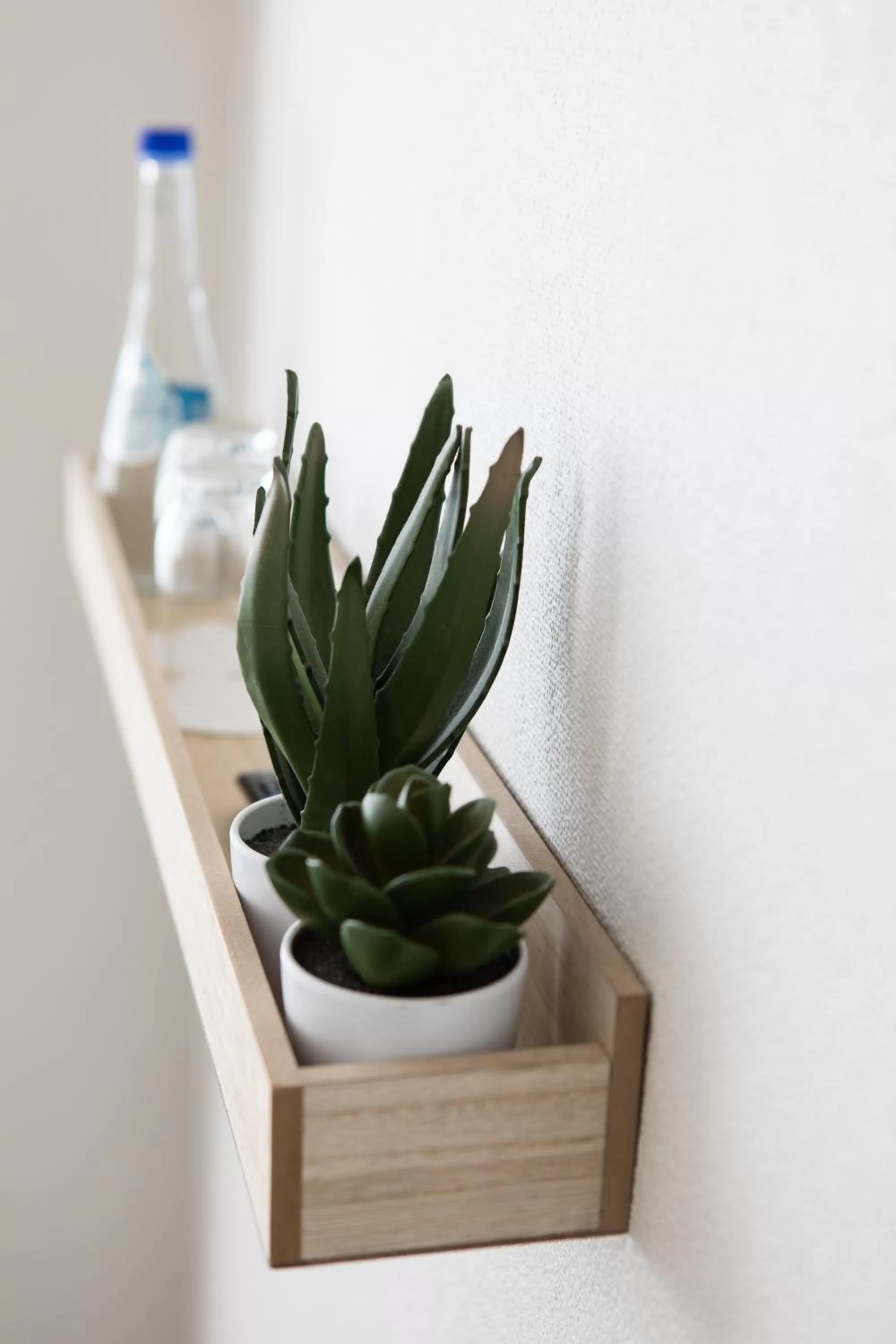 Decorative detail in Hotel du Bassin