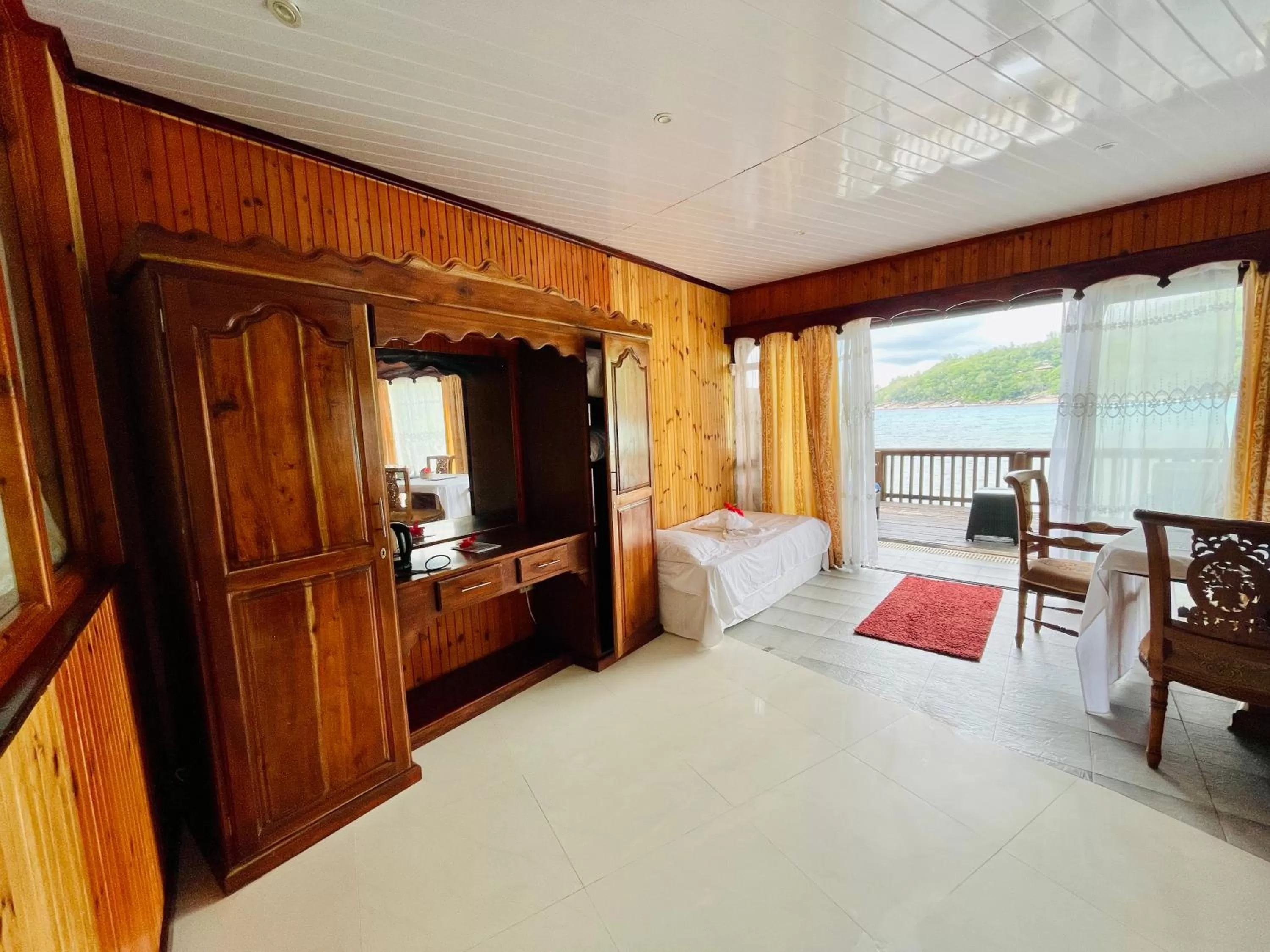 Balcony/Terrace, Bed in Villa Chez Batista