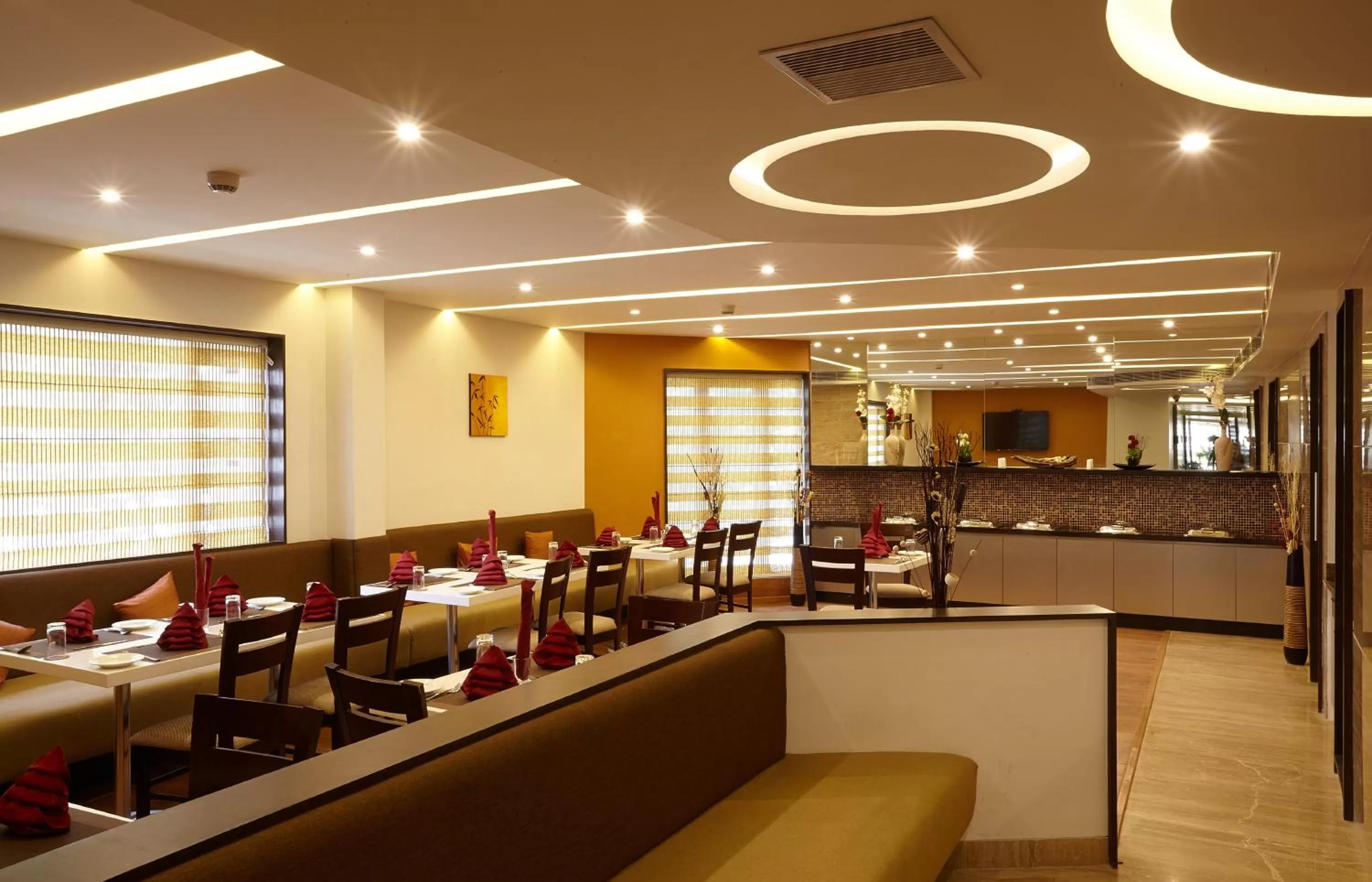 Restaurant/places to eat in Golden Fruits Business Suites