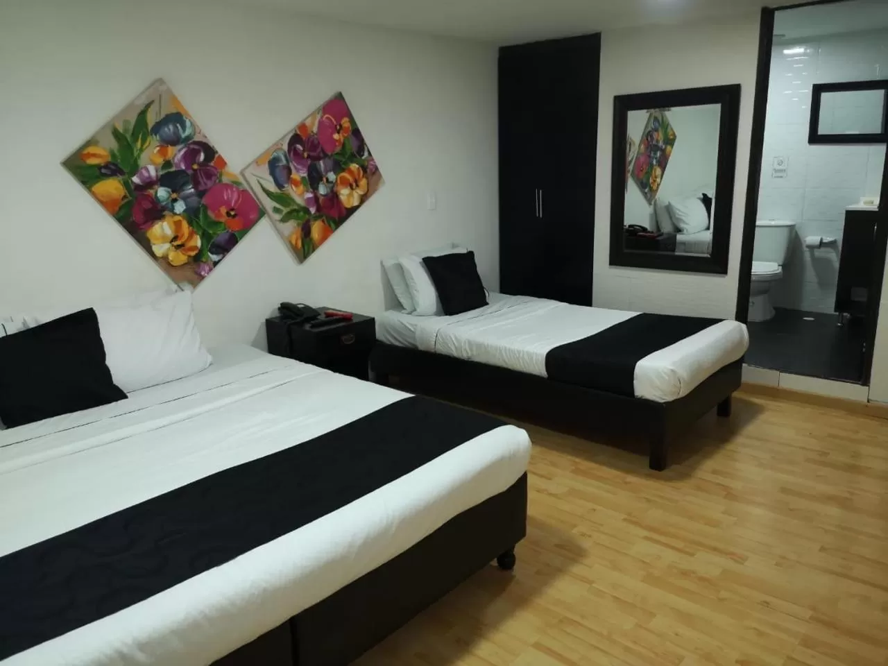 Hotel Santiago Plaza