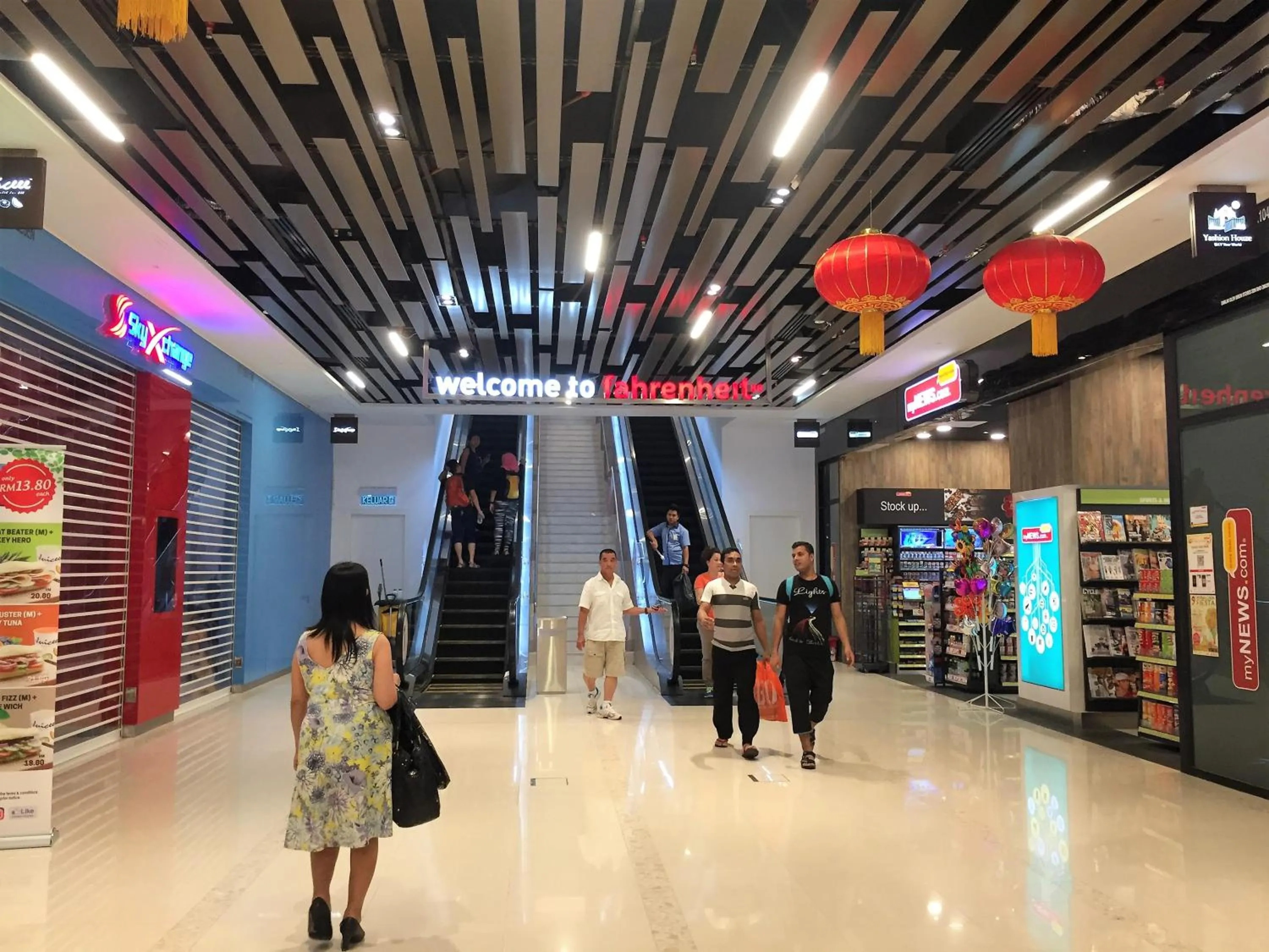 Restaurant/places to eat in Chaos Boutique Hotel Kuala Lumpur