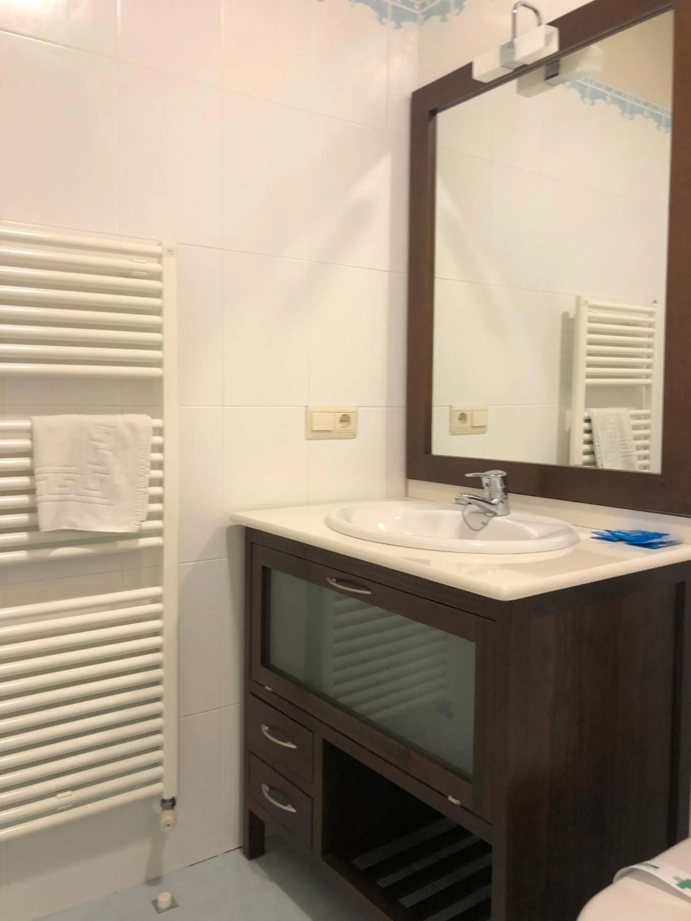 Double Room with Balcony in Hotel La Muralla