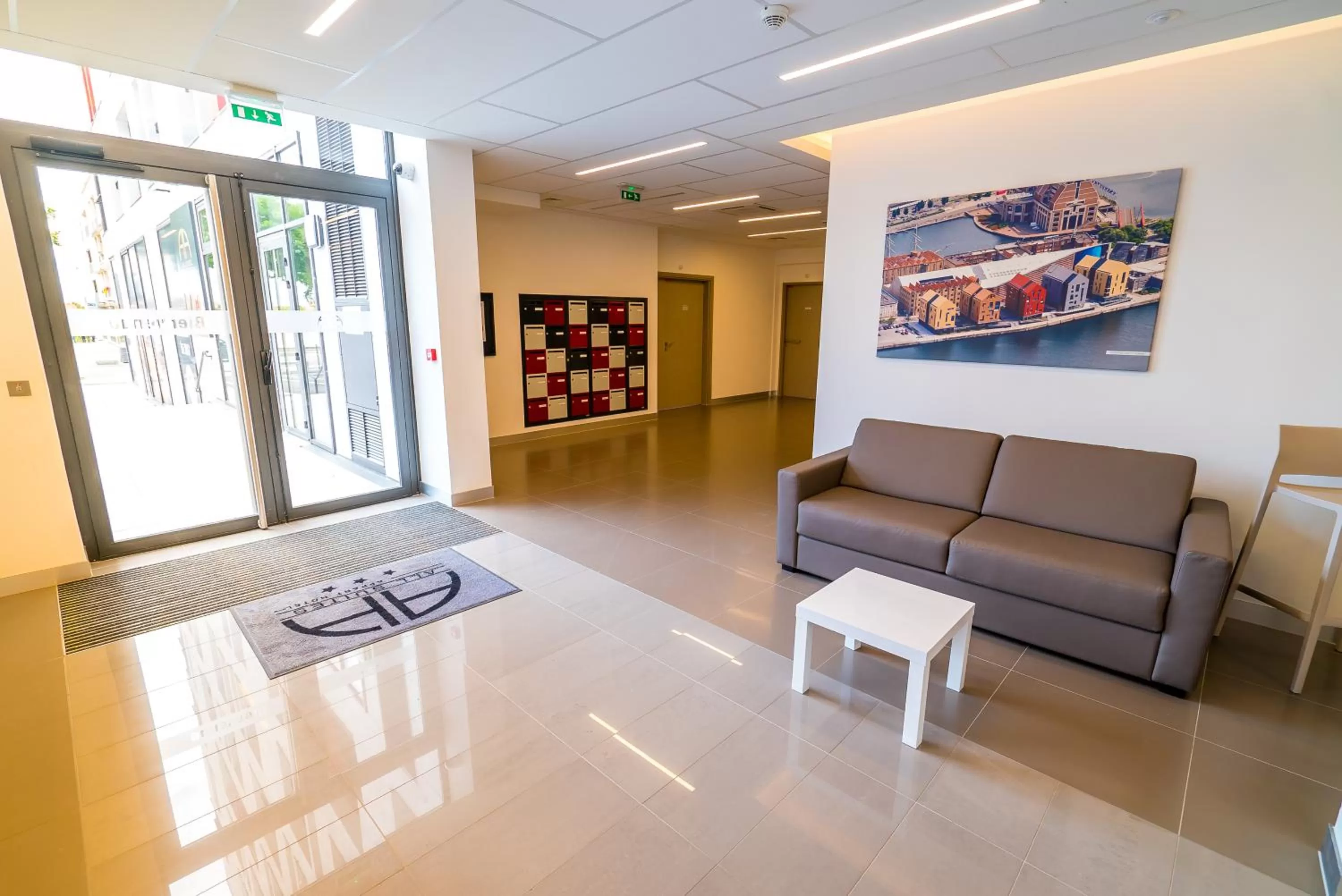 Lobby or reception in All Suites Appart Hôtel - Choisy-le-Roi