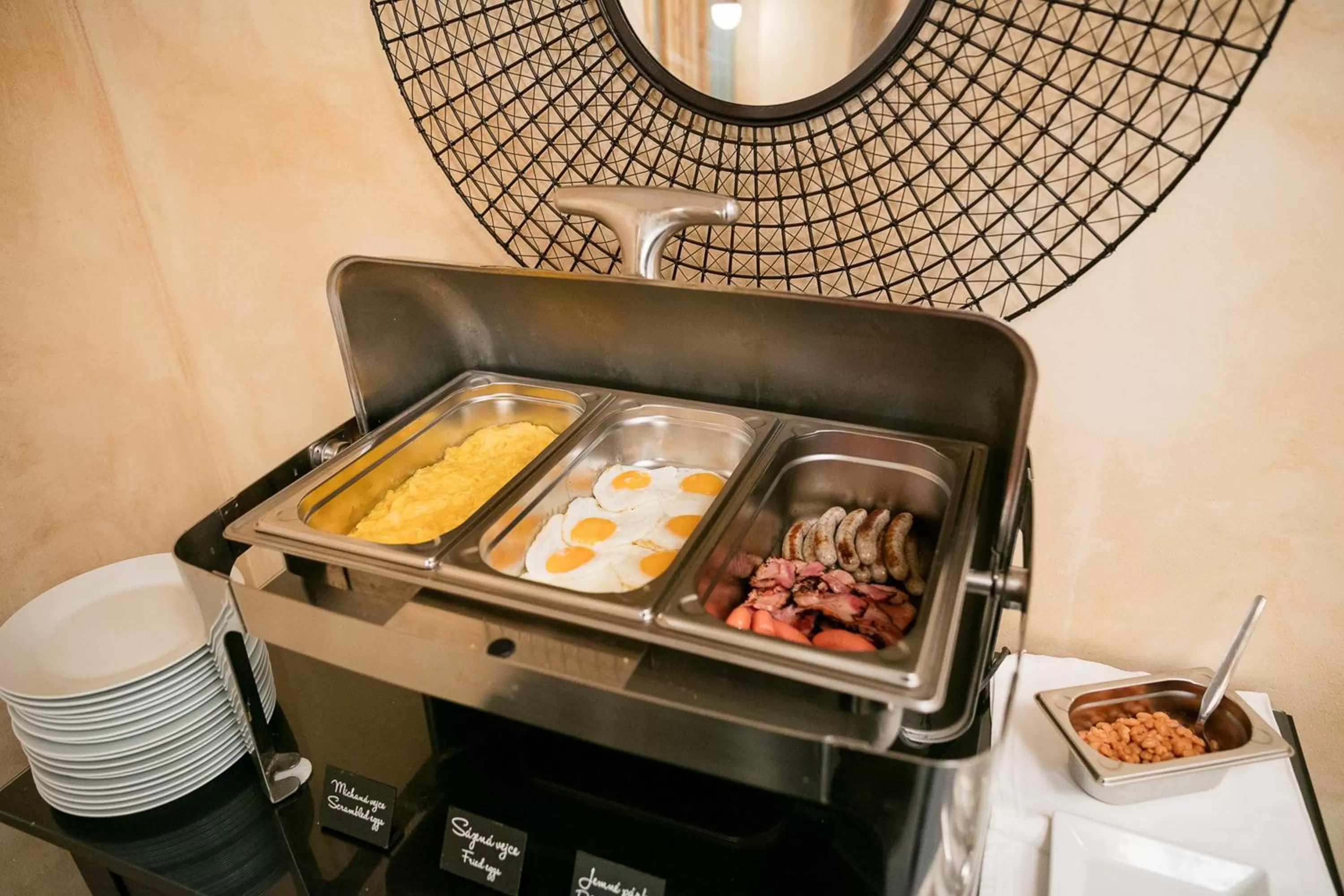 Breakfast in Pytloun Design Self Check-in Hotel