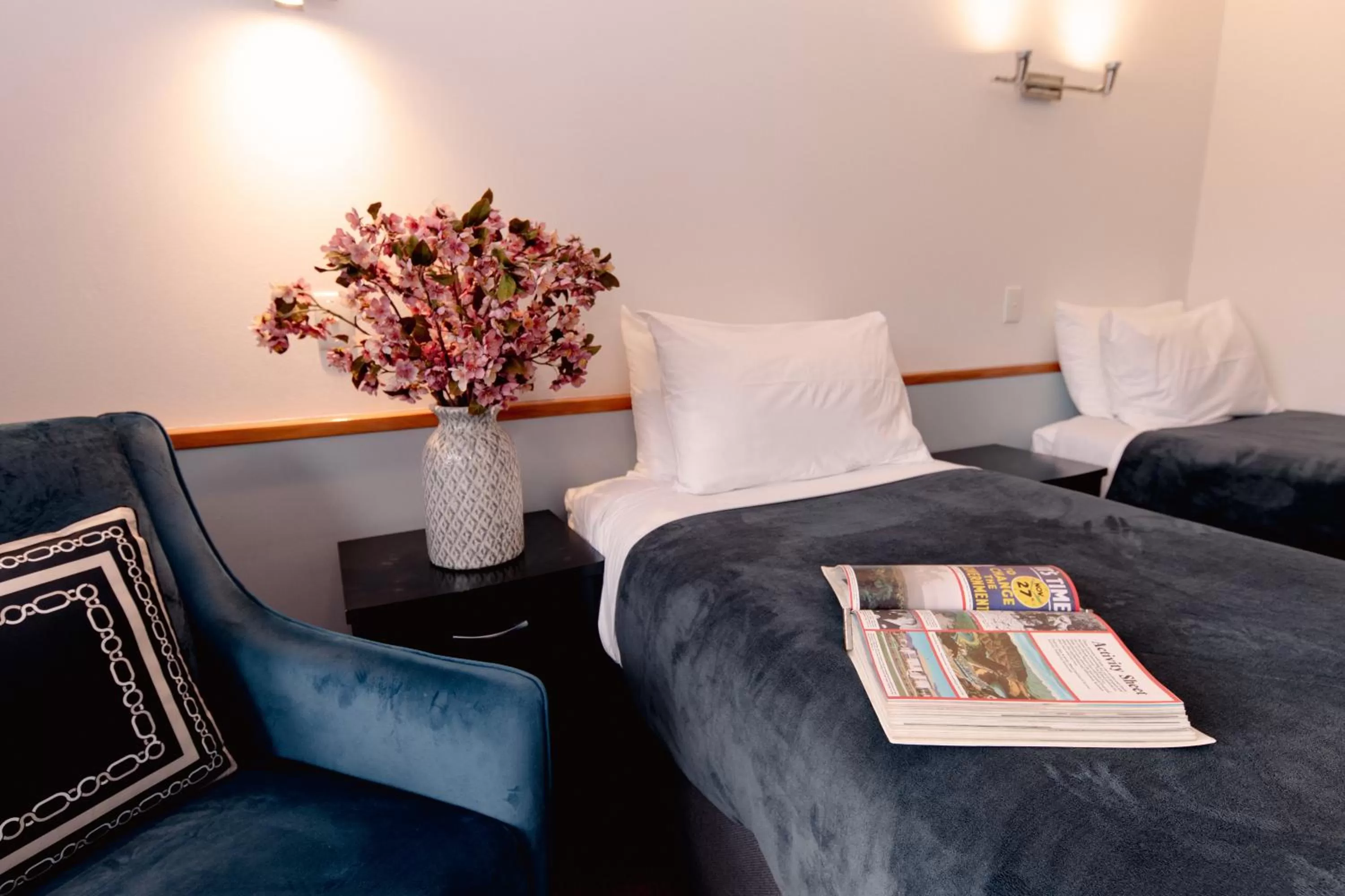 Bed in Aotearoa Lodge