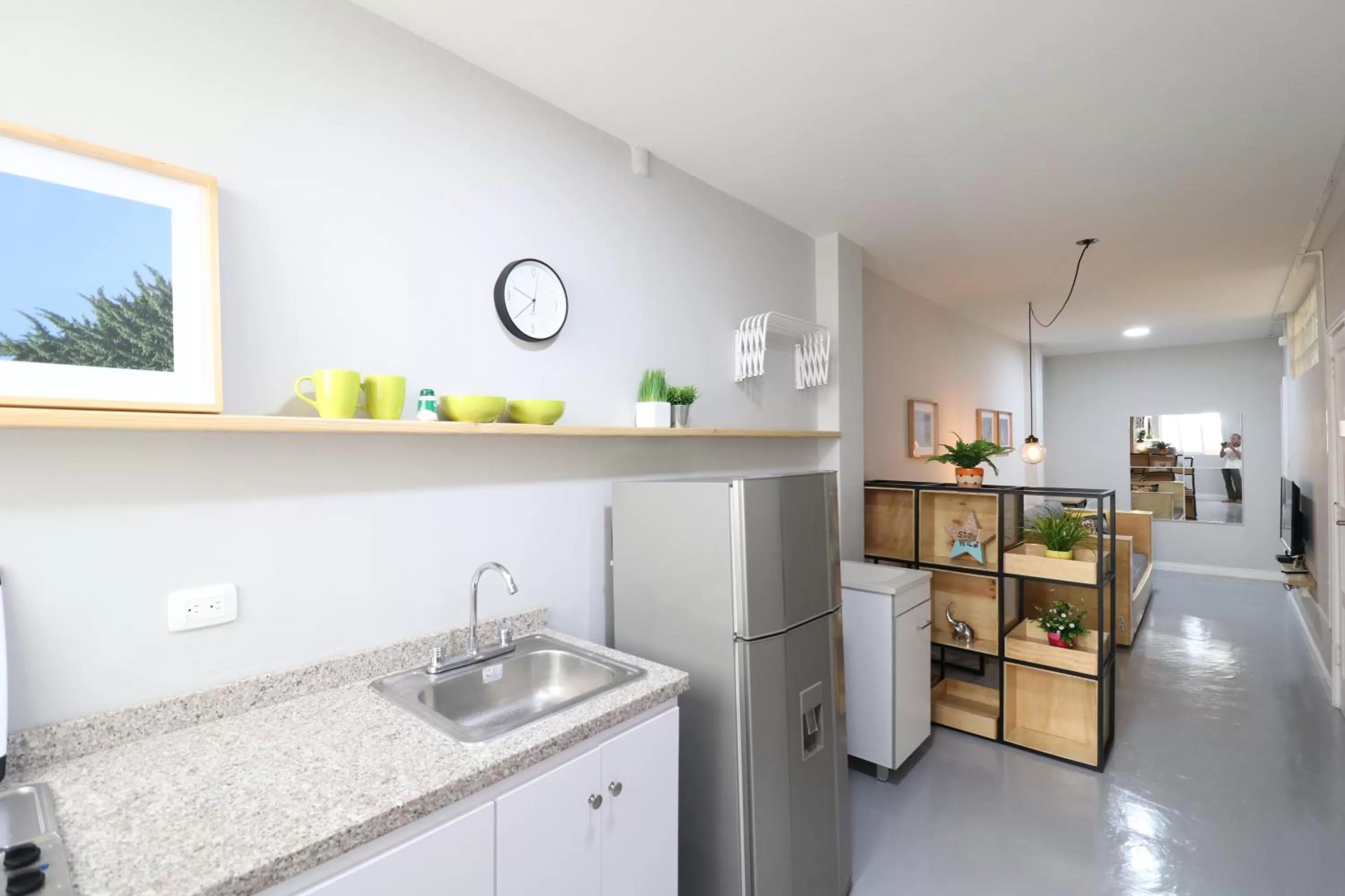 Kitchen or kitchenette, Kitchen/Kitchenette in 554 Apartments