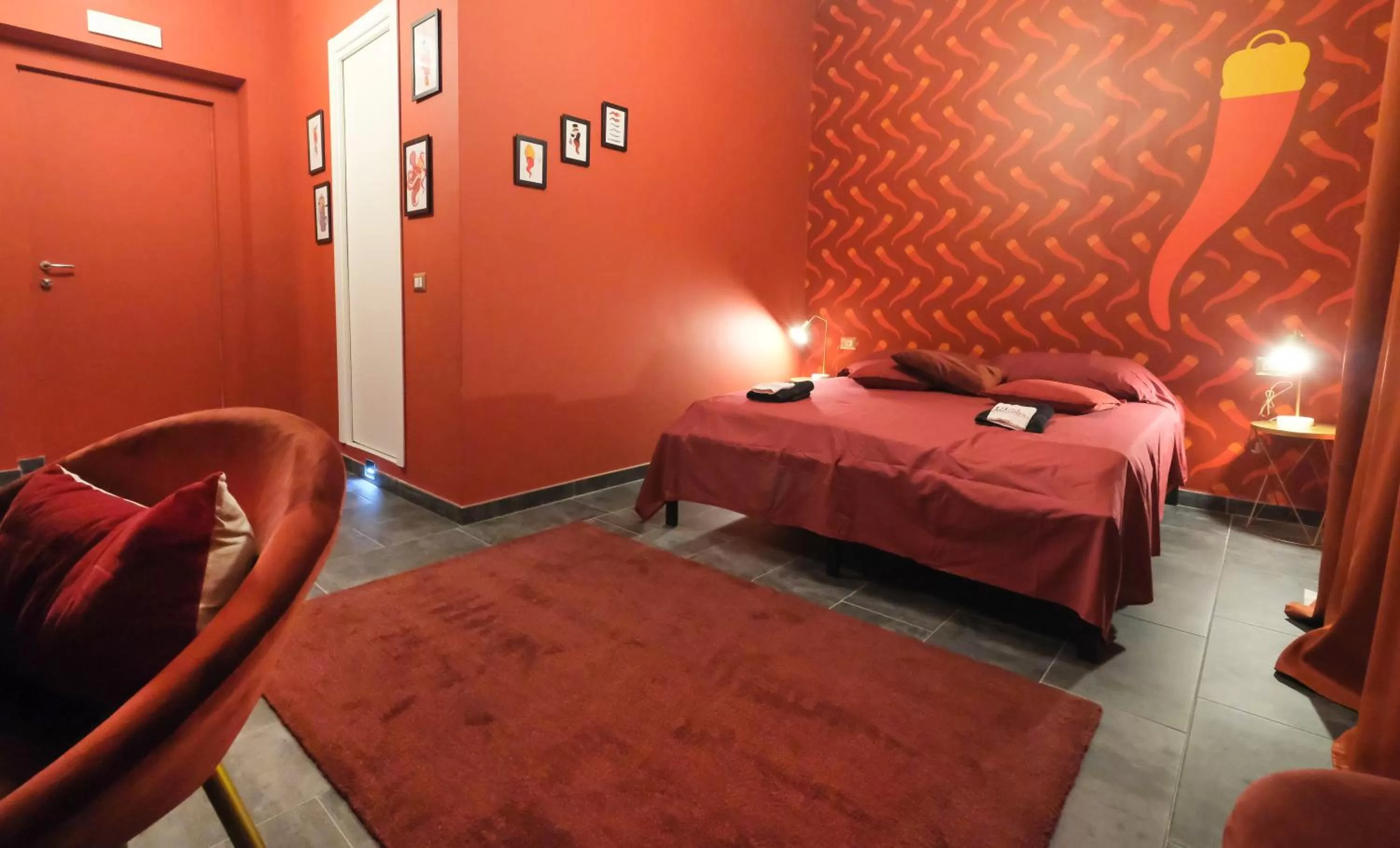 Bedroom, Bed in LH51 Rooms