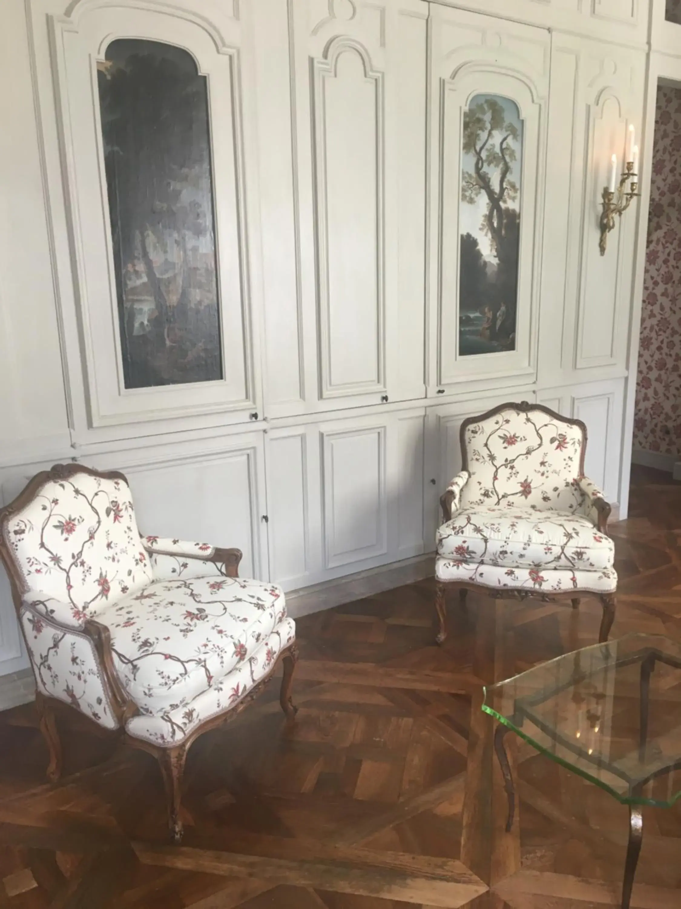 Suite Historique in College des Doctrinaires Suite Historique in College des Doctrinaires