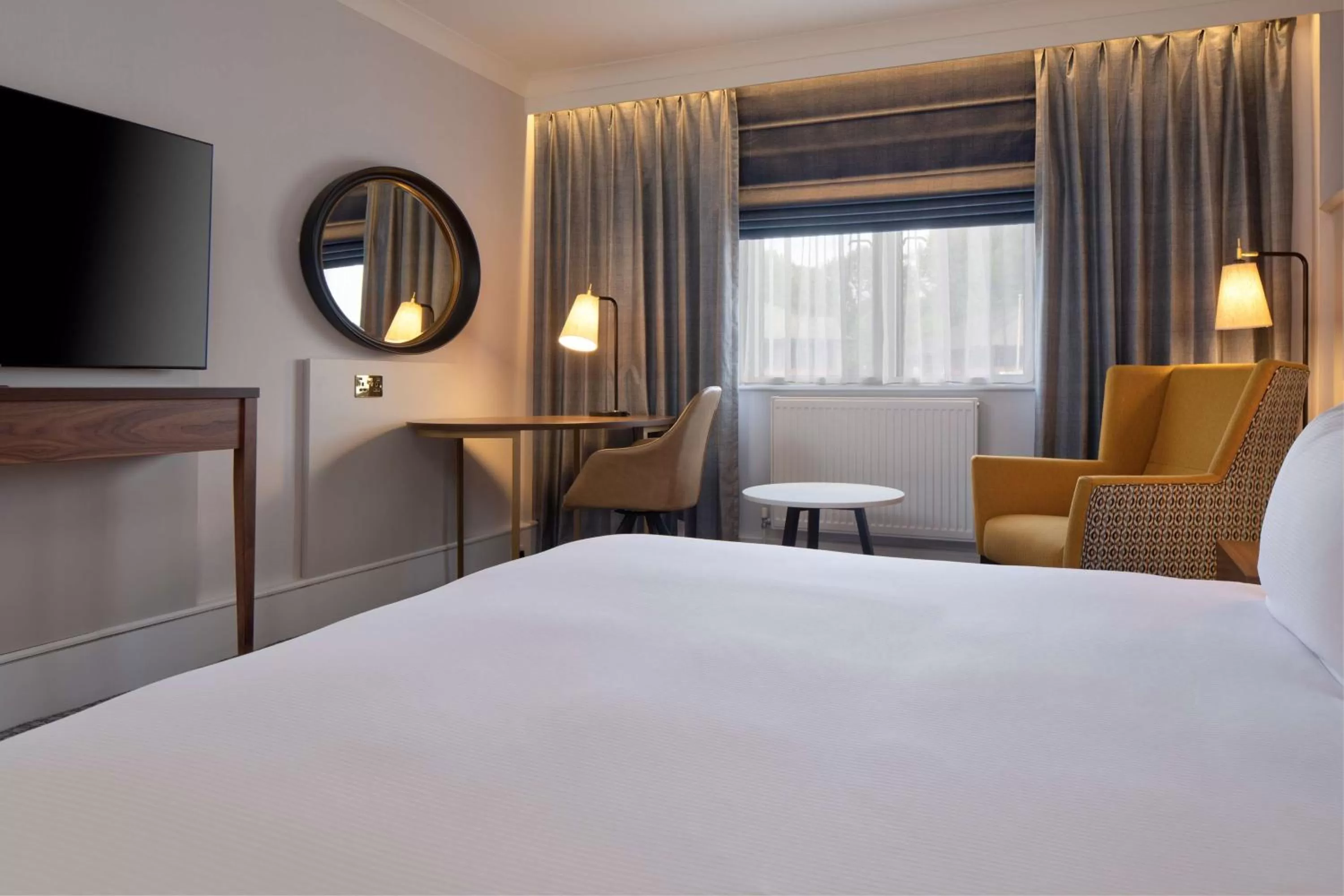 Bedroom, Bed in DoubleTree by Hilton Stoke-on-Trent, United Kingdom