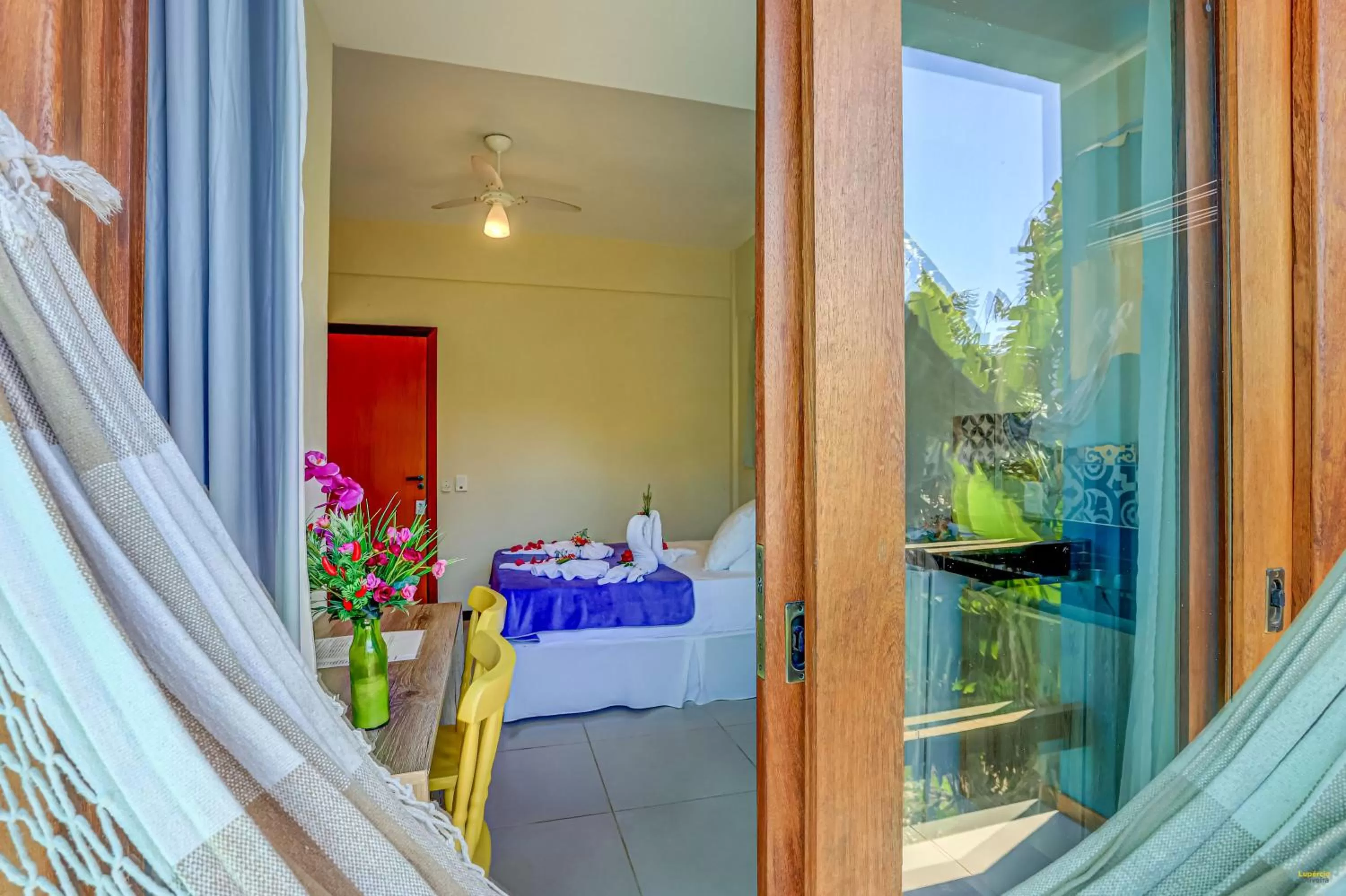 Photo of the whole room in i9 Quixaba Flat