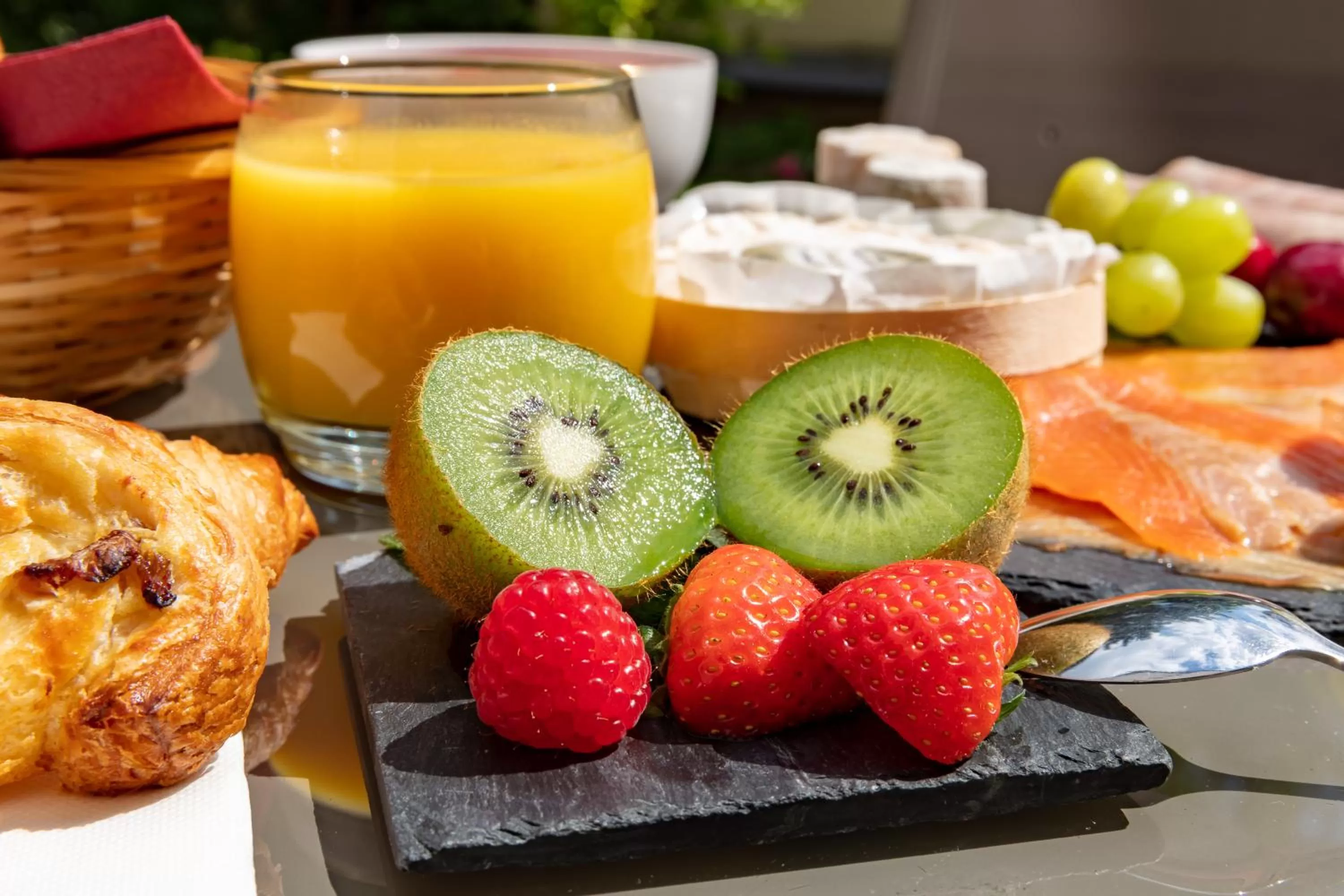 Hotel Montbriand Antony - Ancien Alixia