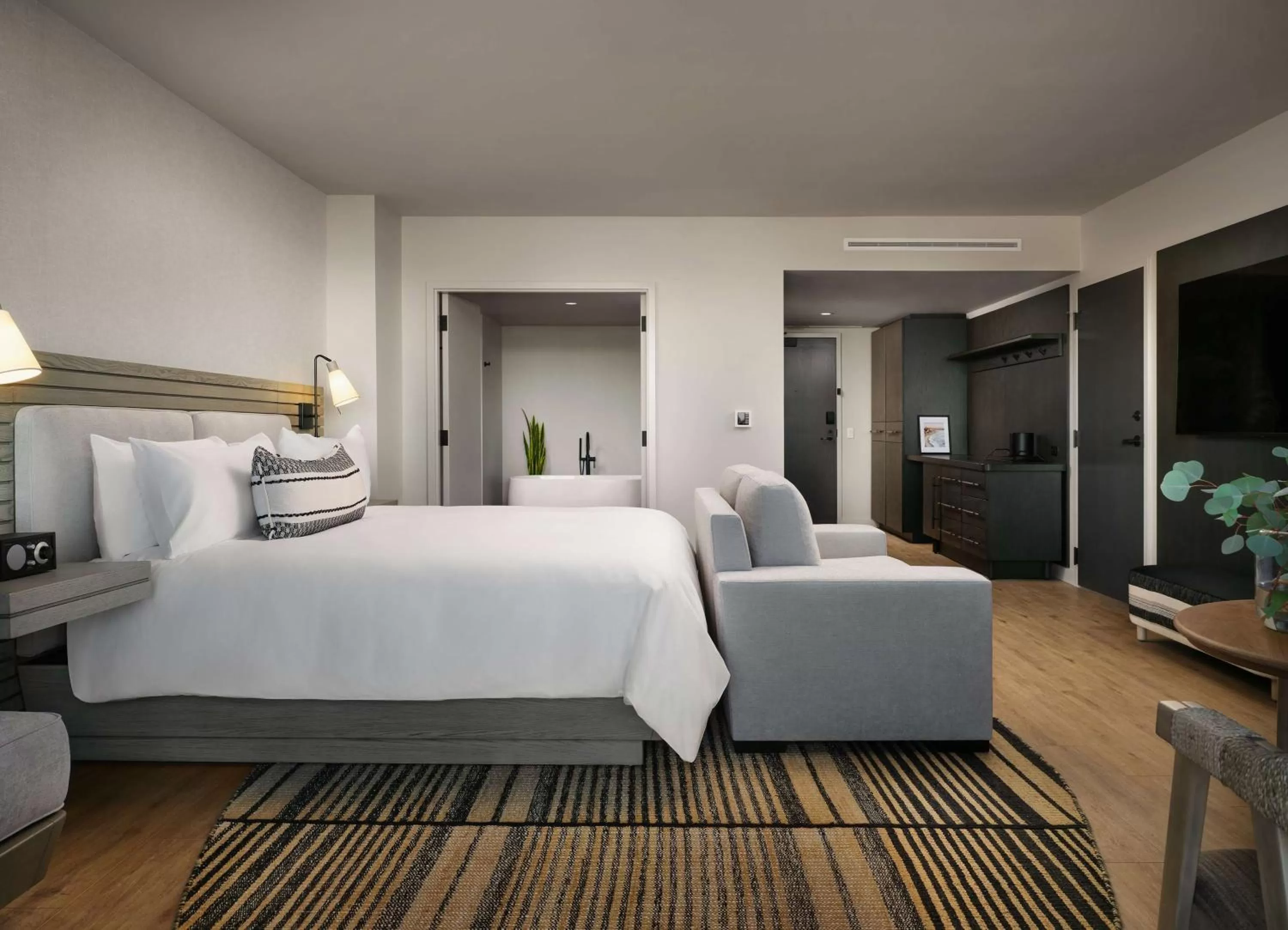 Photo of the whole room in Alila Marea Beach Resort Encinitas, a Hyatt Resort