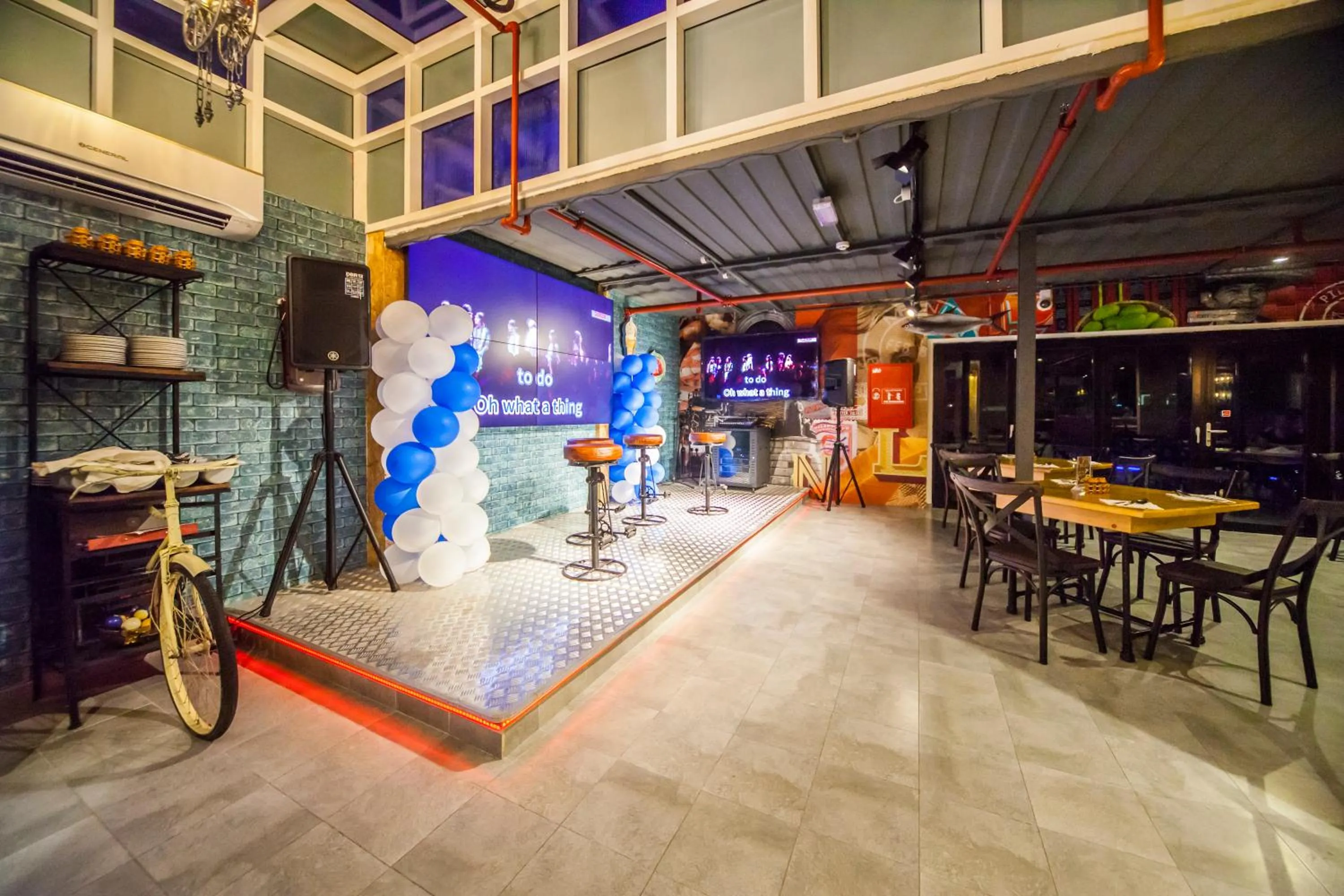 Restaurant/places to eat in Pearl Hotel & Spa