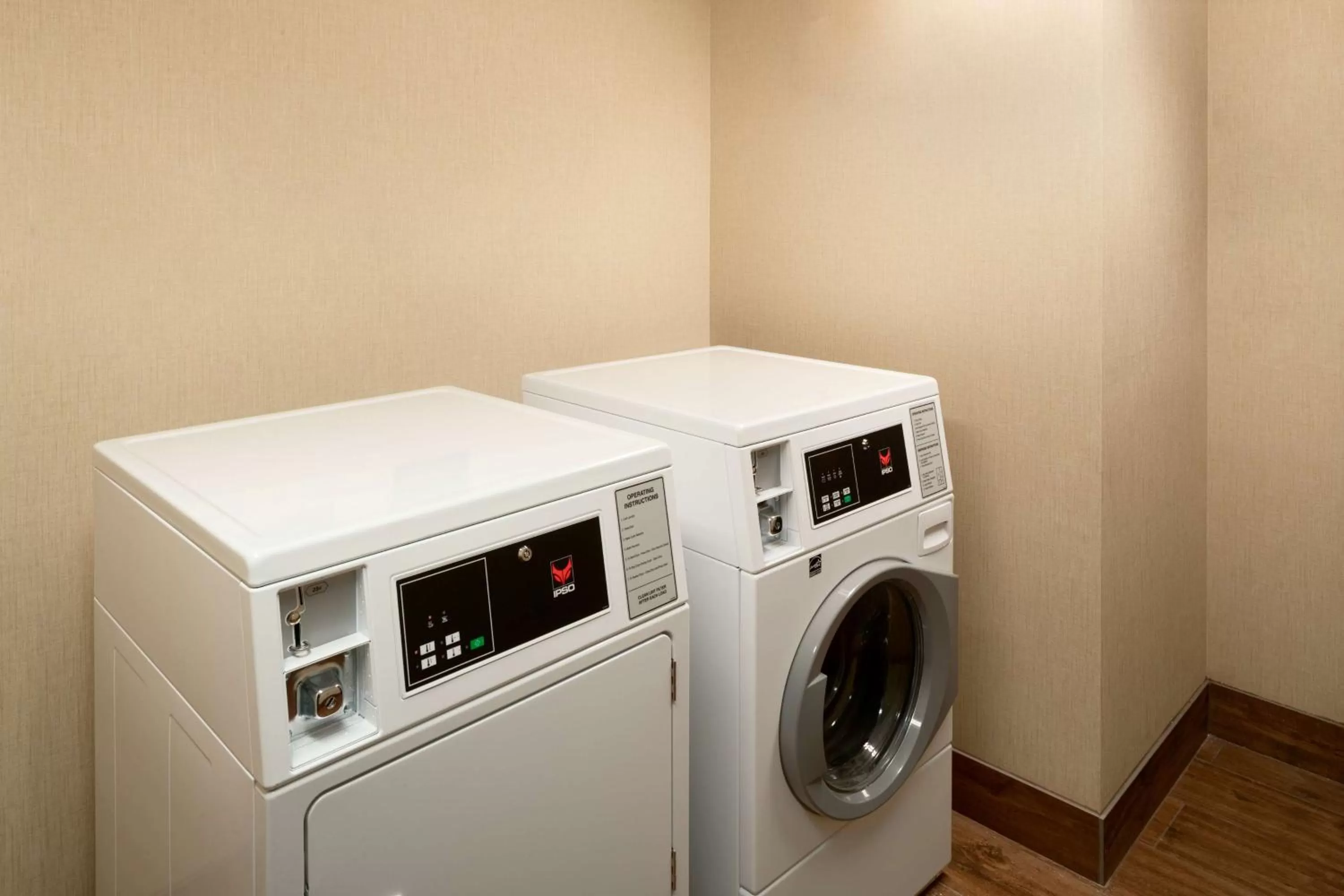 Property building in Hampton Inn Kanab