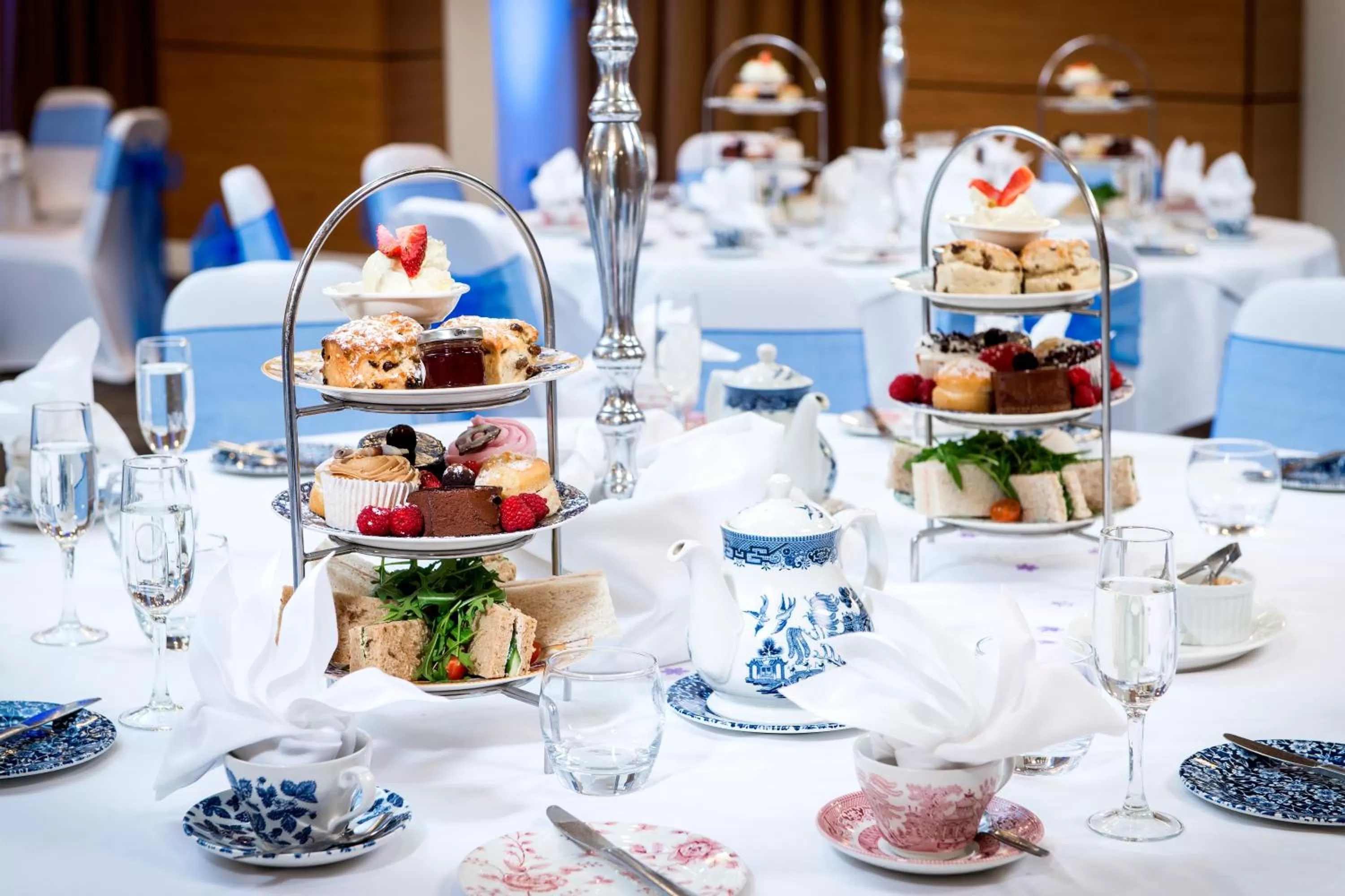 Food and drinks in Park Inn by Radisson Palace