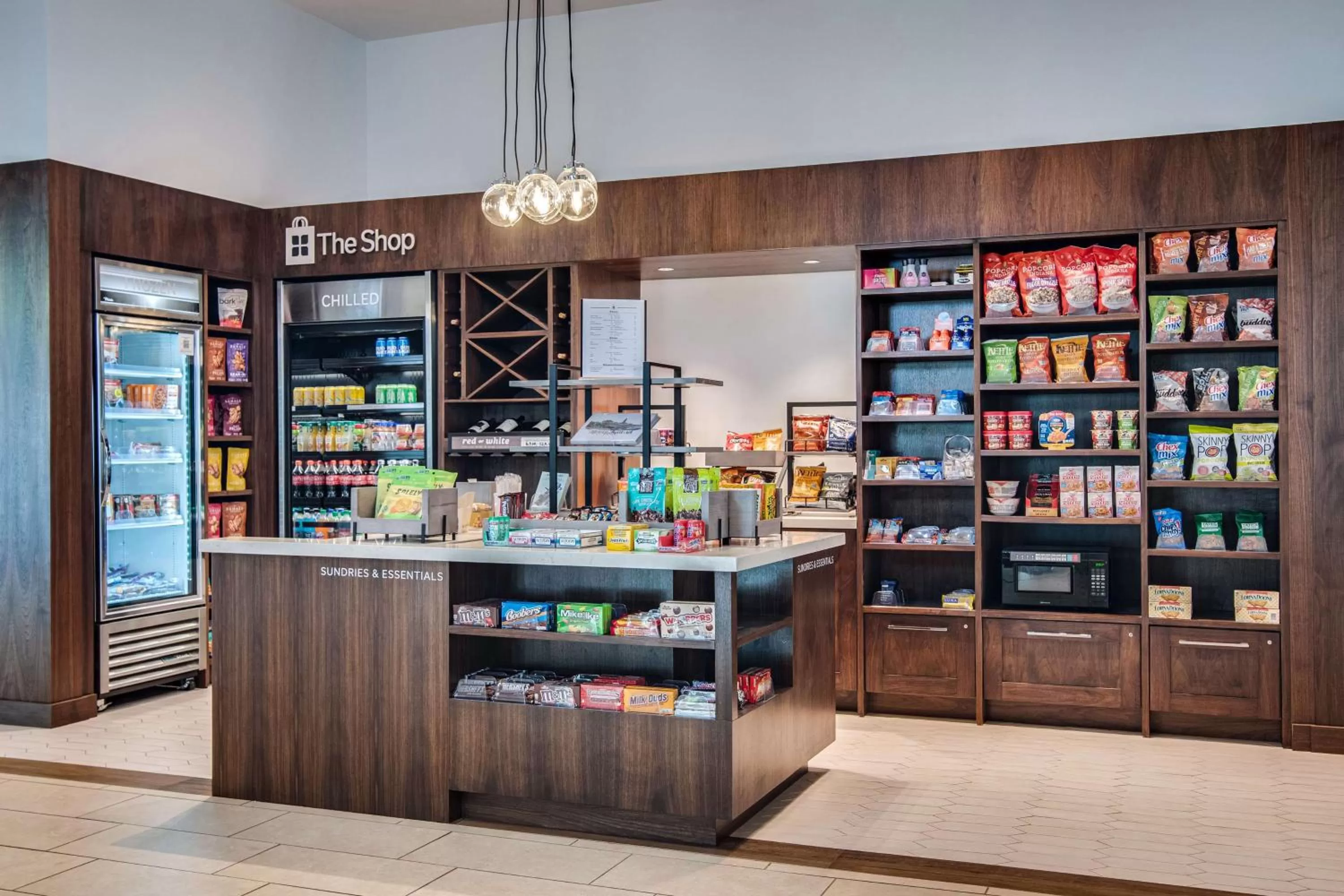 Restaurant/places to eat in Hilton Garden Inn Alexandria Old Town National Harbor