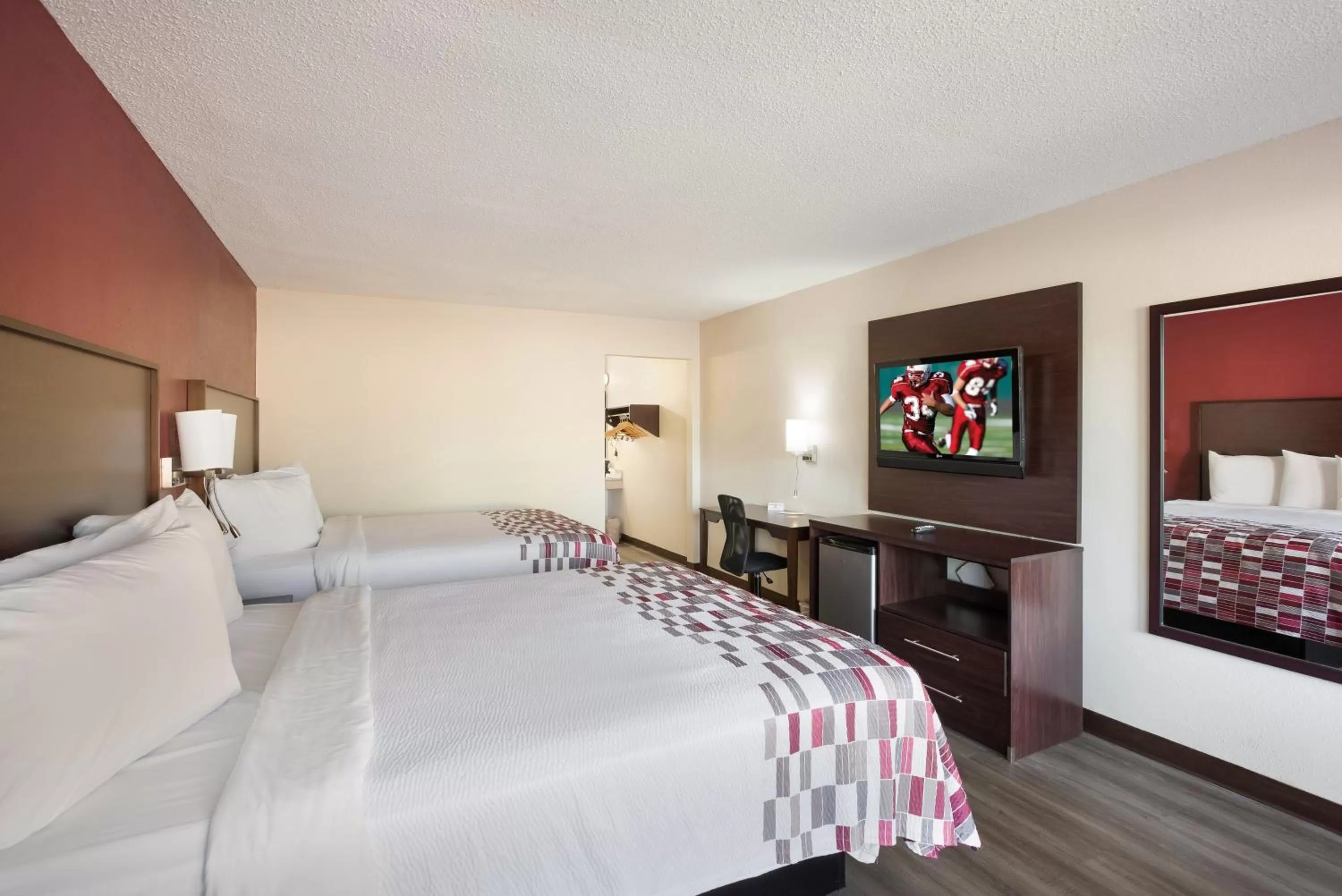 Photo of the whole room in Red Roof Inn Dillon, SC