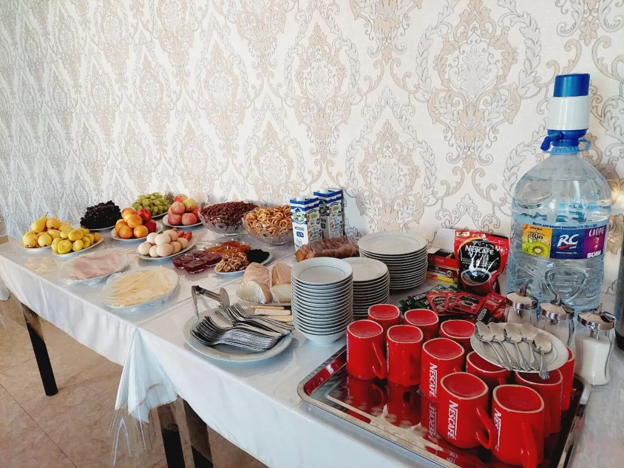 Breakfast in Samarabonu Hotel