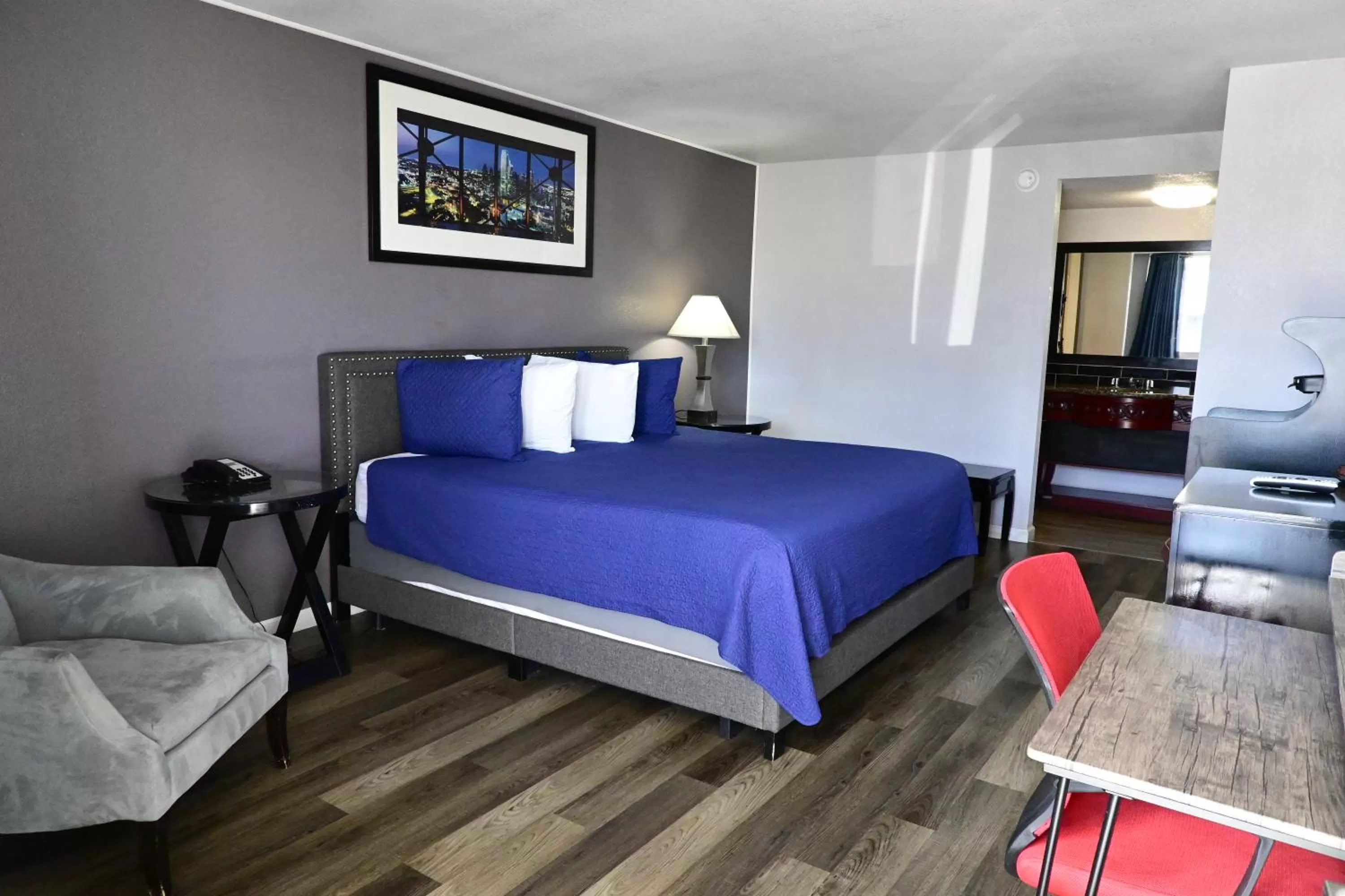 Bedroom, Bed in R Nite Star Inn and Suites -Home of the Cowboys & Rangers