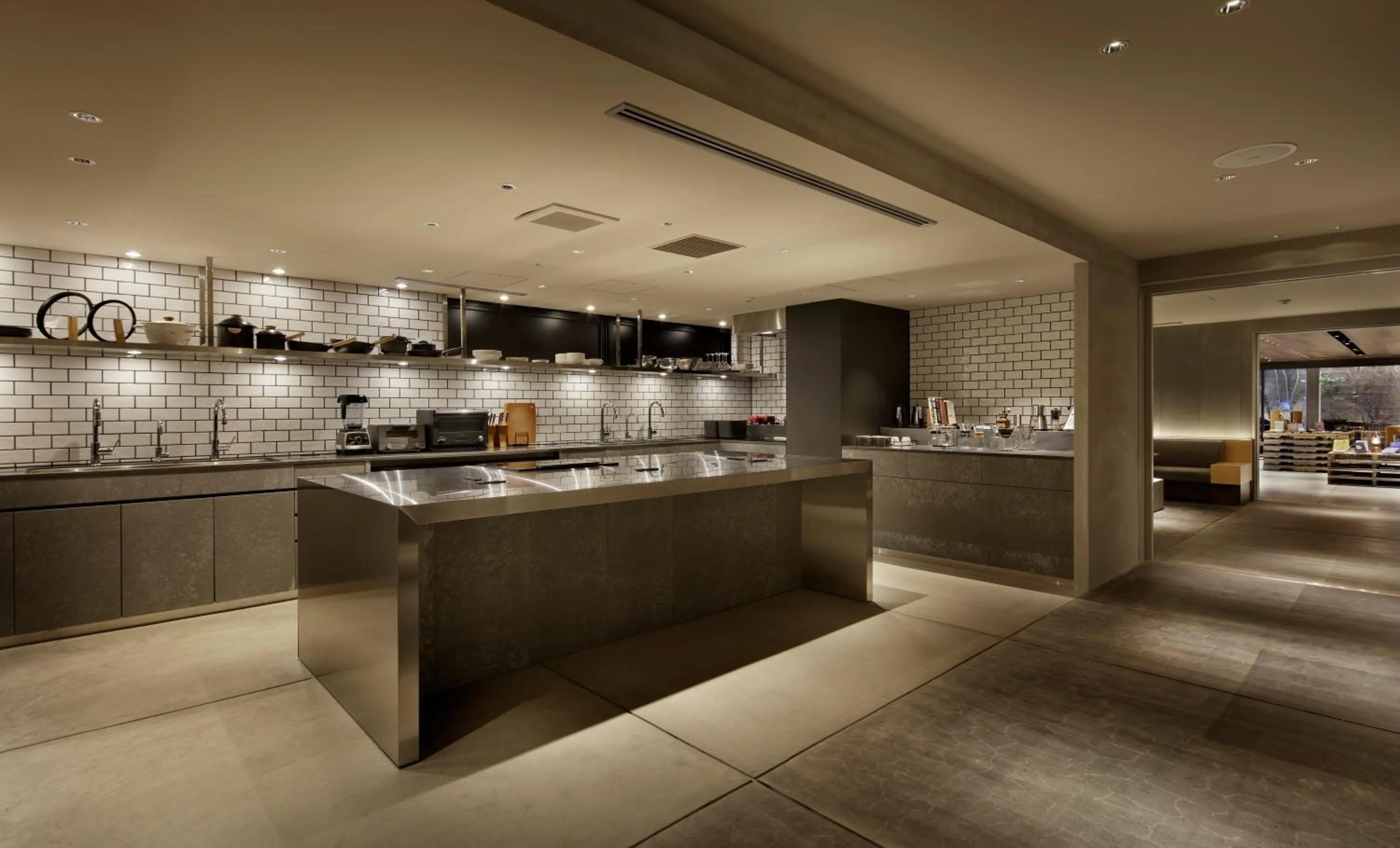 Kitchen or kitchenette in Piece Hostel Sanjo