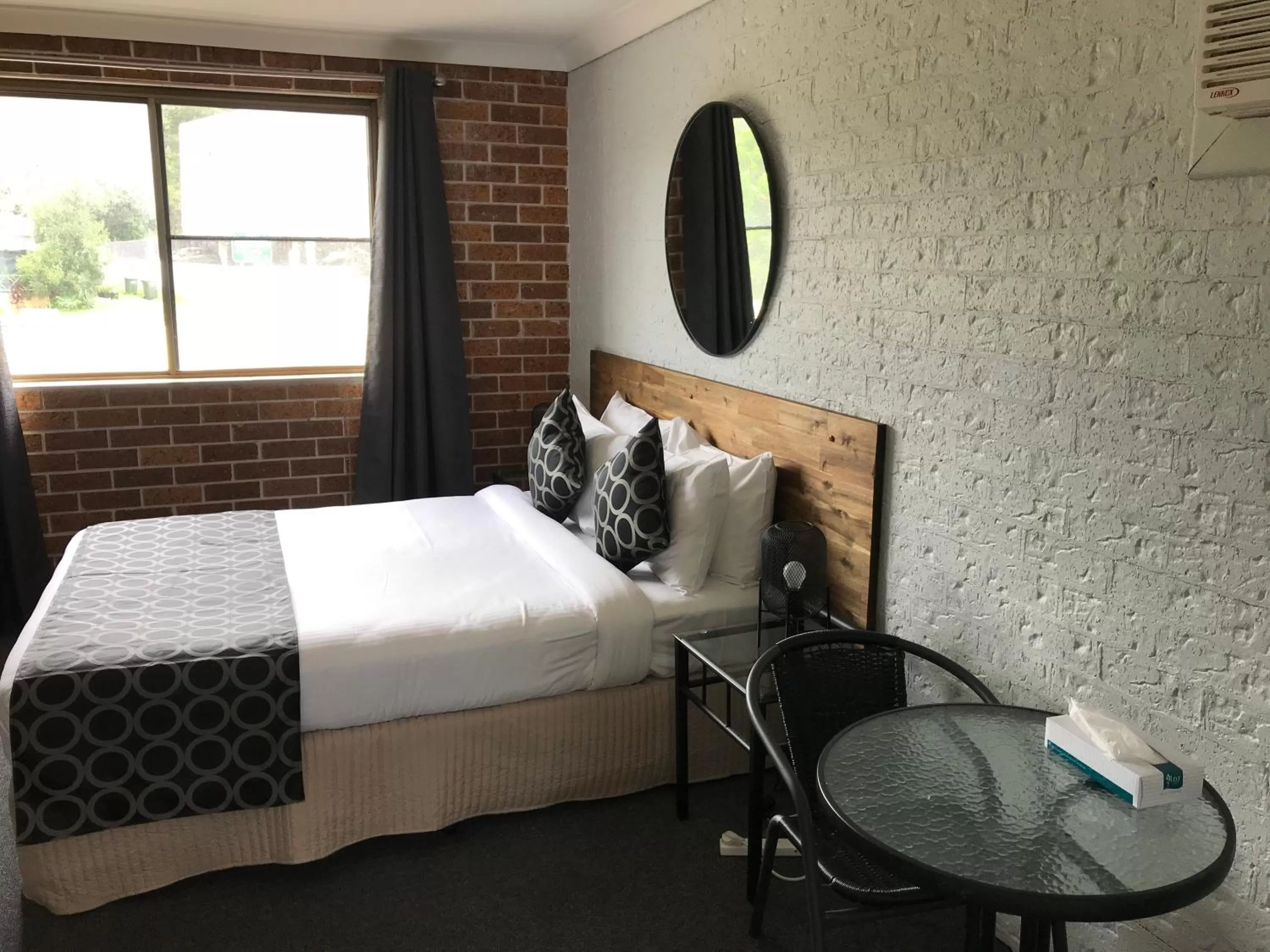 Bed in Coffs Shearwater Motel