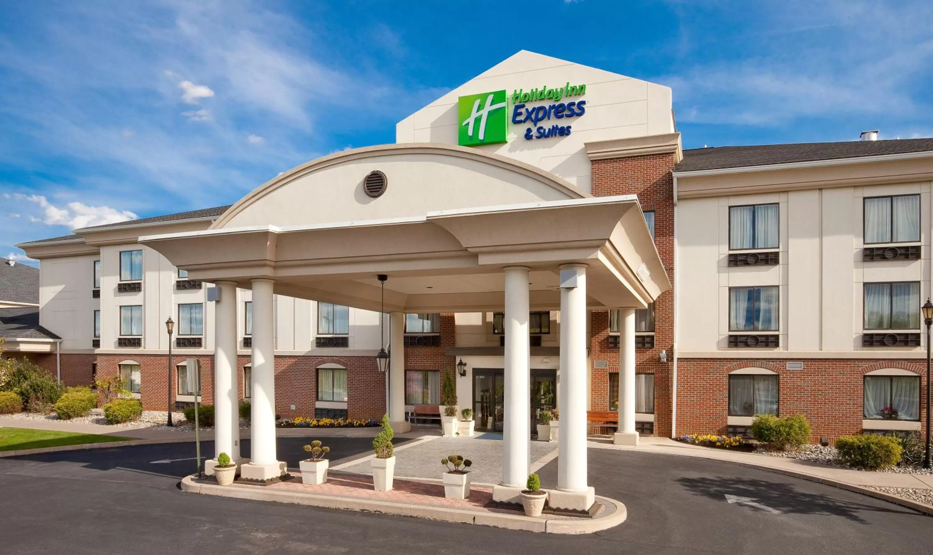 Property building in Holiday Inn Express Hotel & Suites Easton by IHG