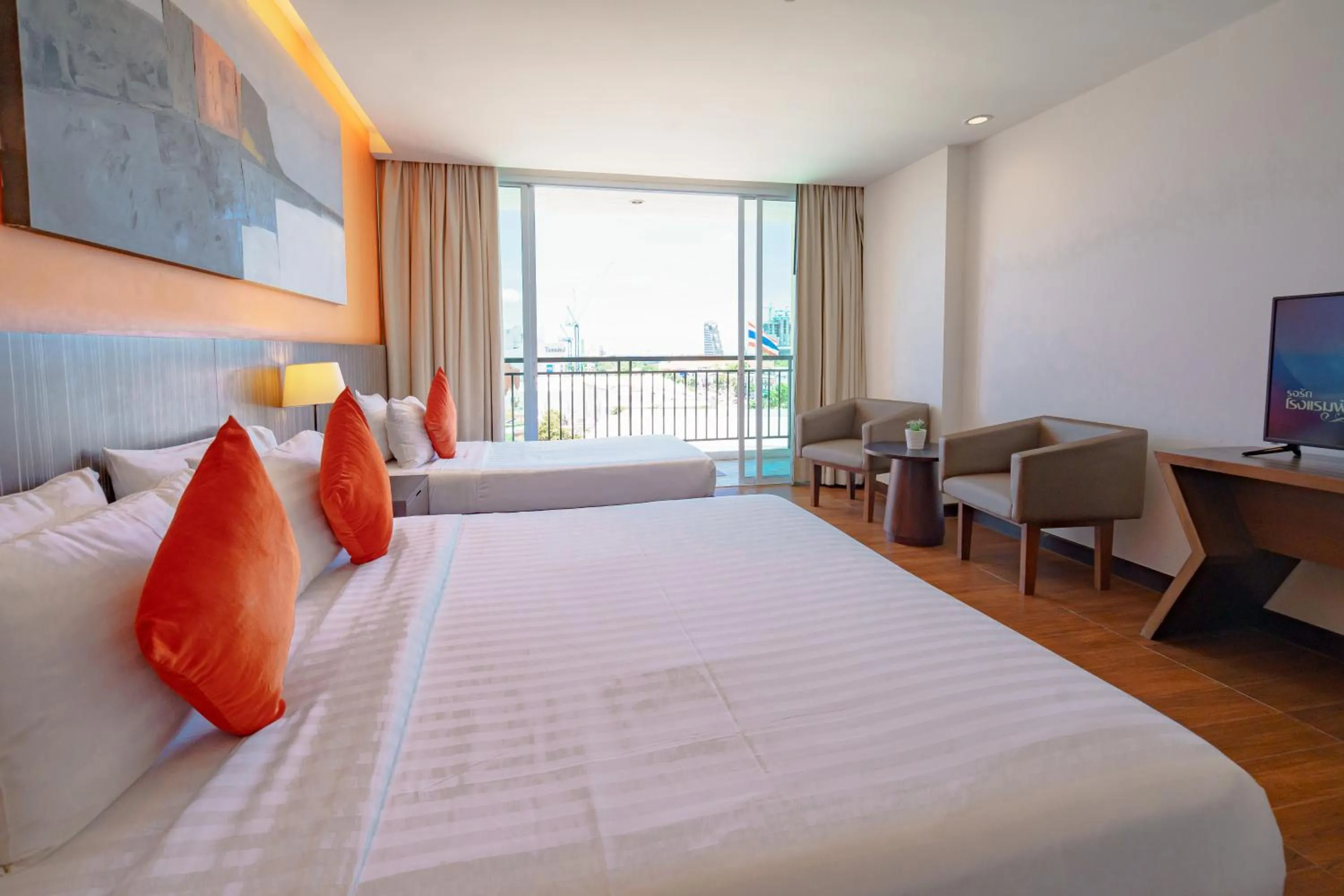 Bed in Hotel J Pattaya