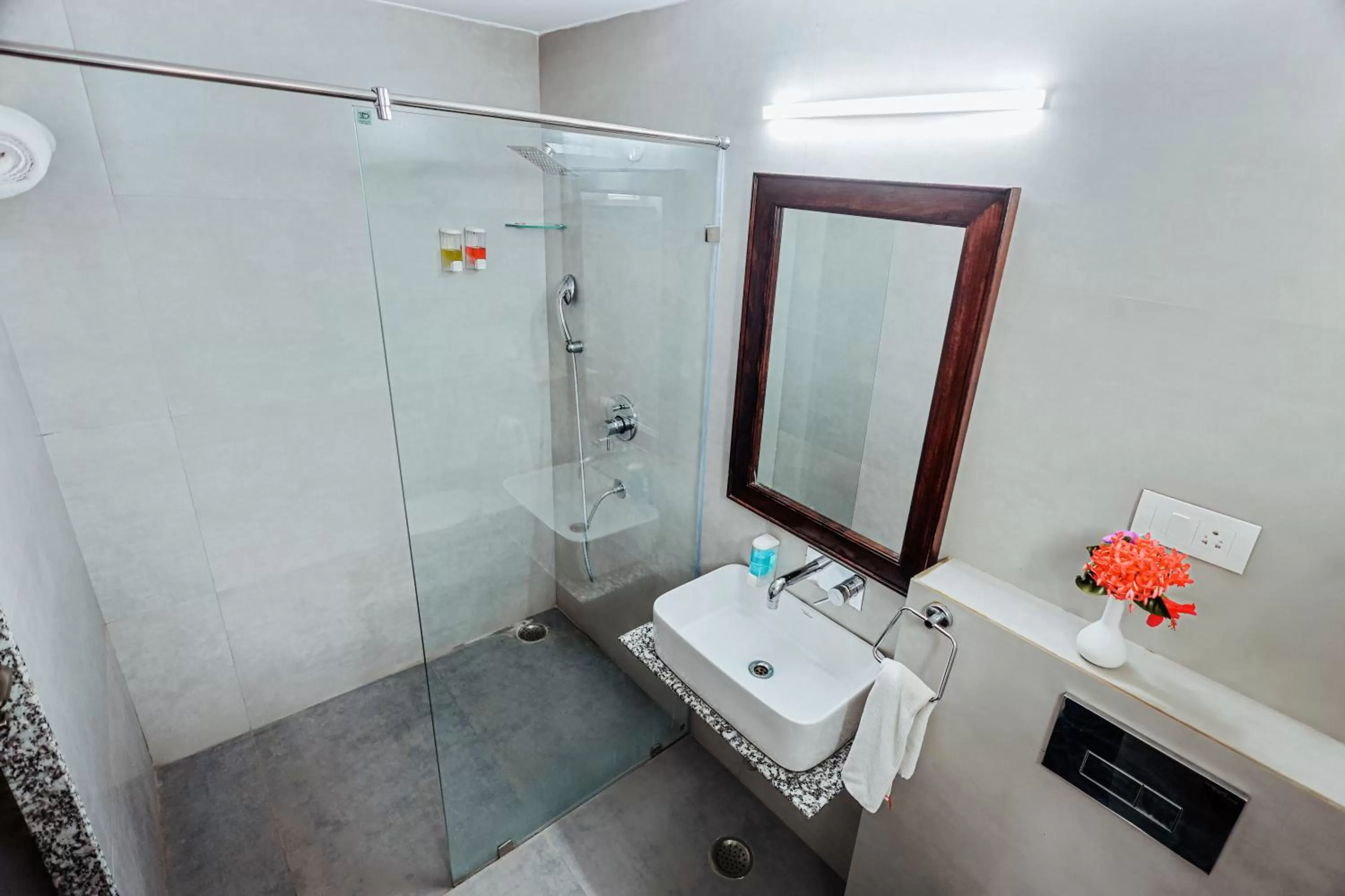 Bathroom in Revaas Lake View Boutique Stay