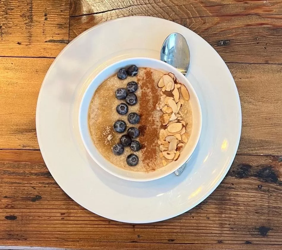 Breakfast in The Newport Harbor Hotel & Marina