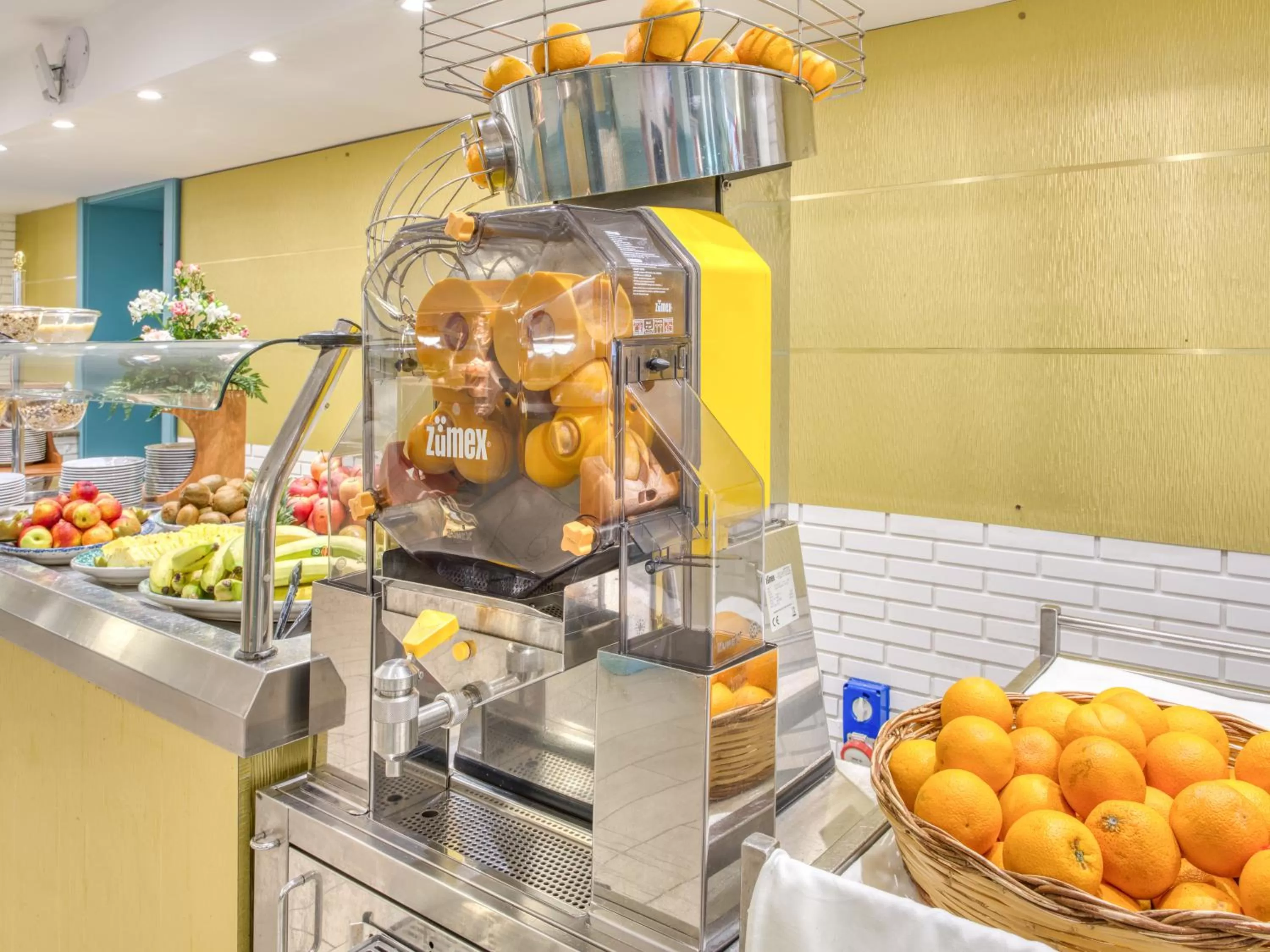 Breakfast in Hotel Antares