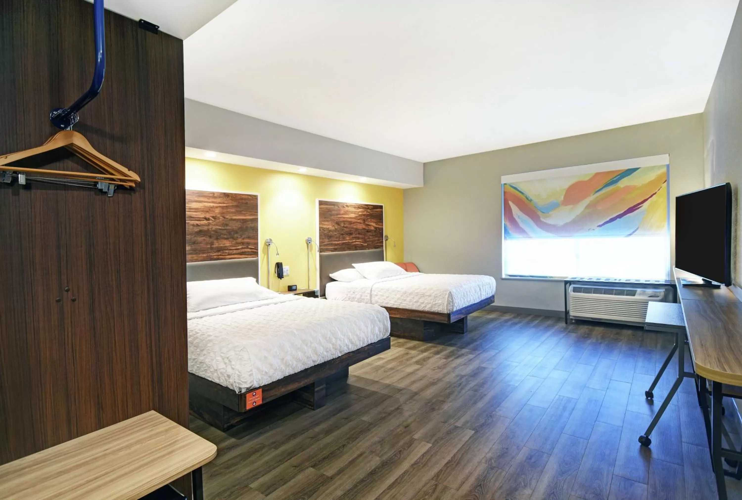 Bedroom, Bed in Tru By Hilton Portland Airport Area Me